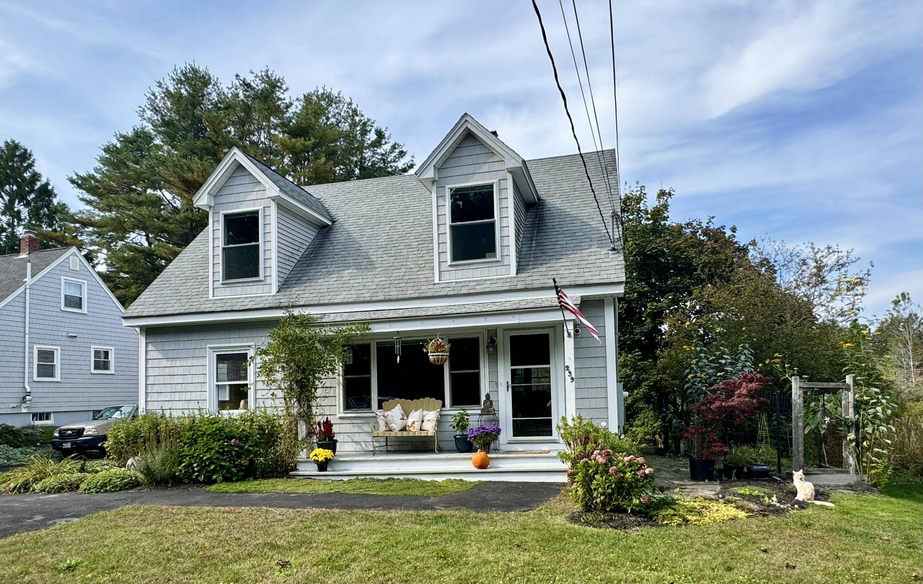 Cape Elizabeth, ME 04107,239 Spurwink AVE
