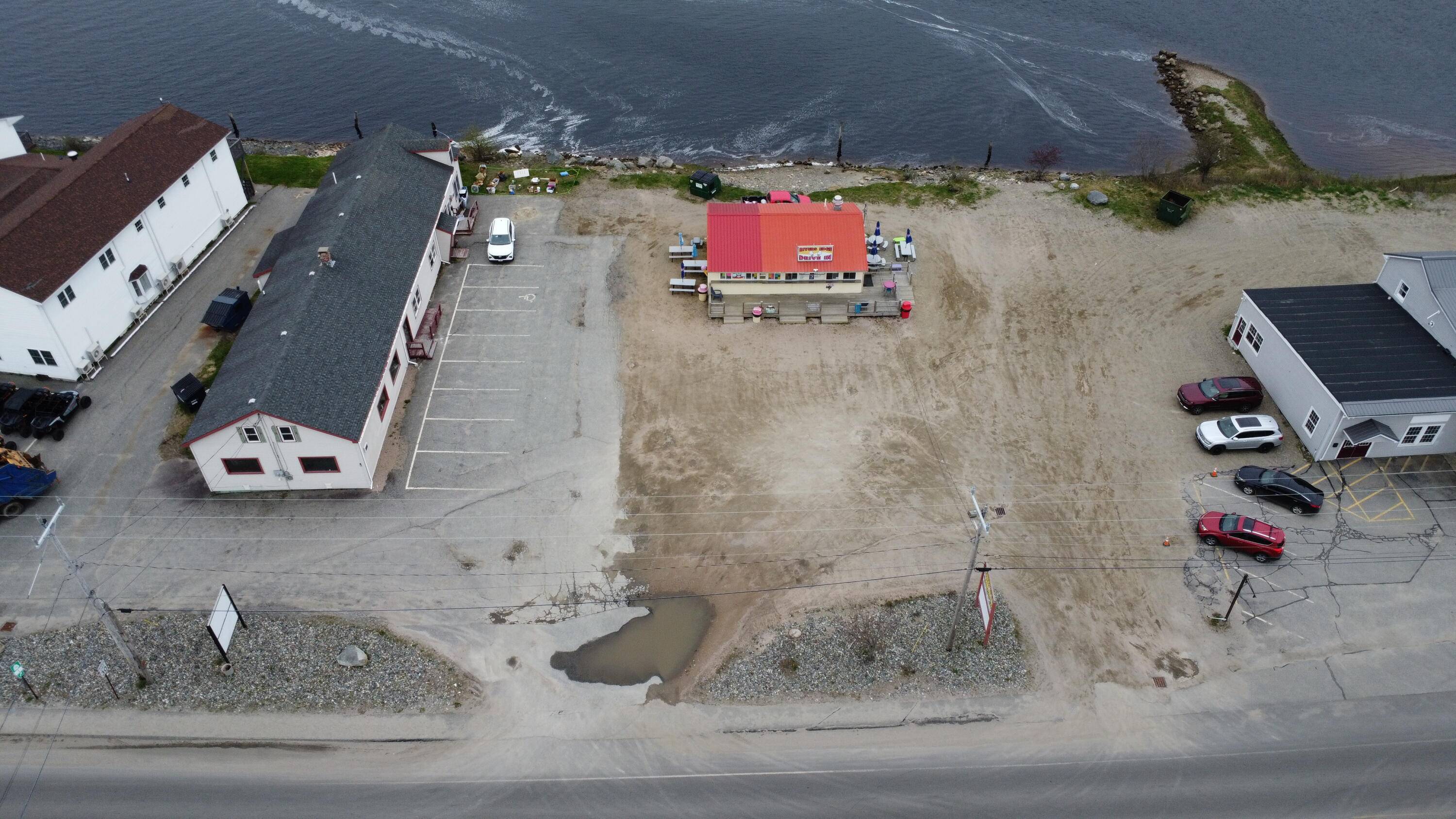 Machias, ME 04654,95 Main ST