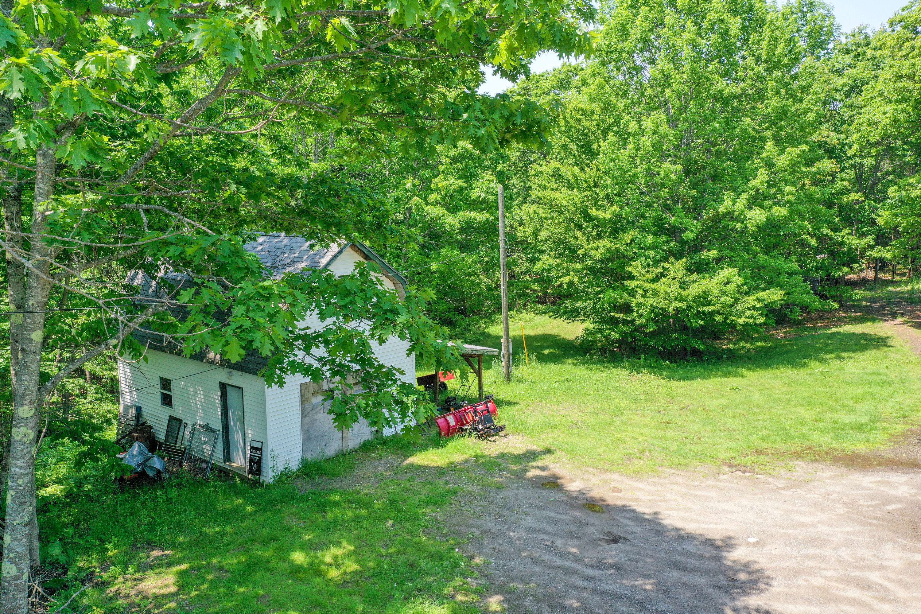 Brooks, ME 04921,349 Veterans HWY