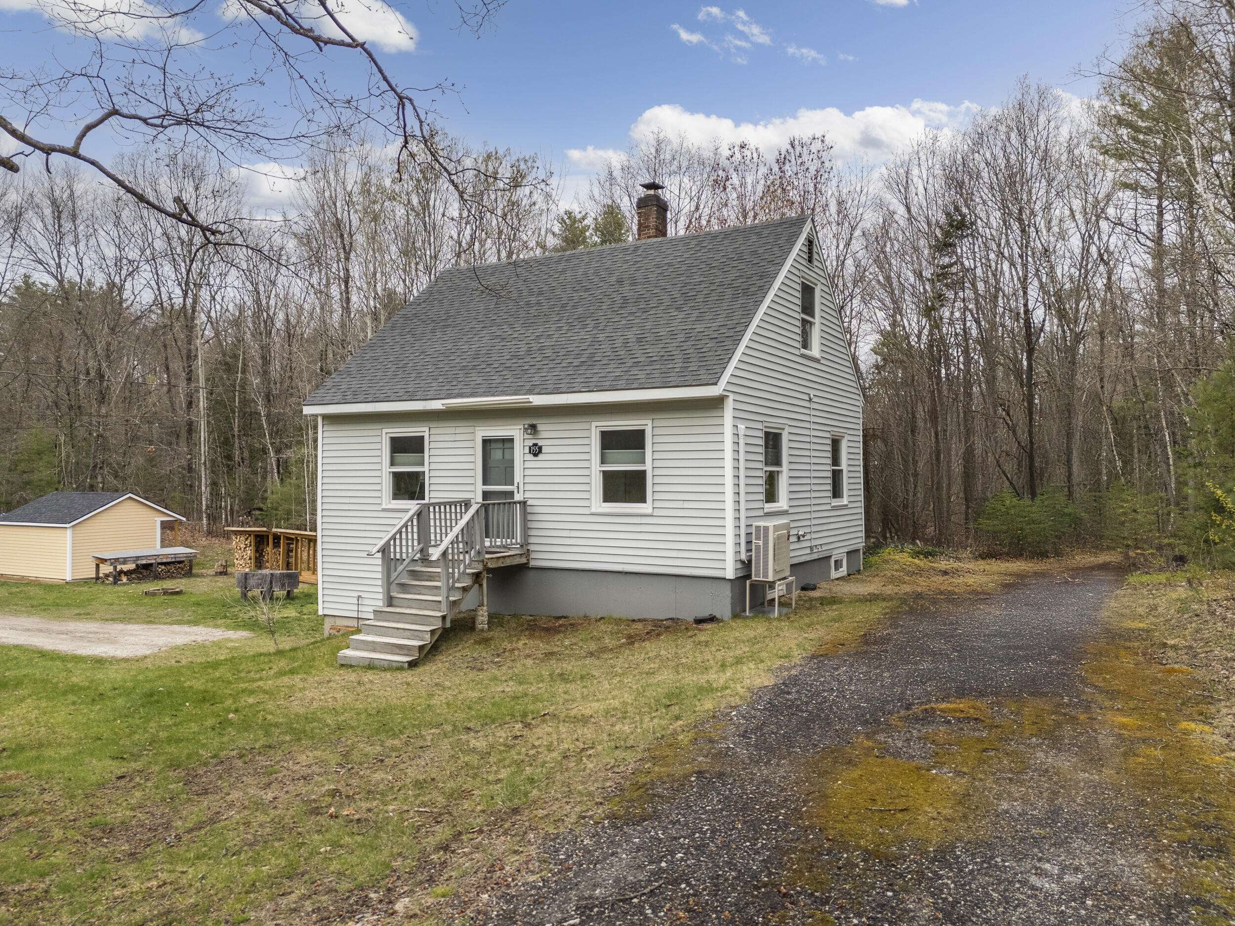 Hollis, ME 04042,155 Saco RD