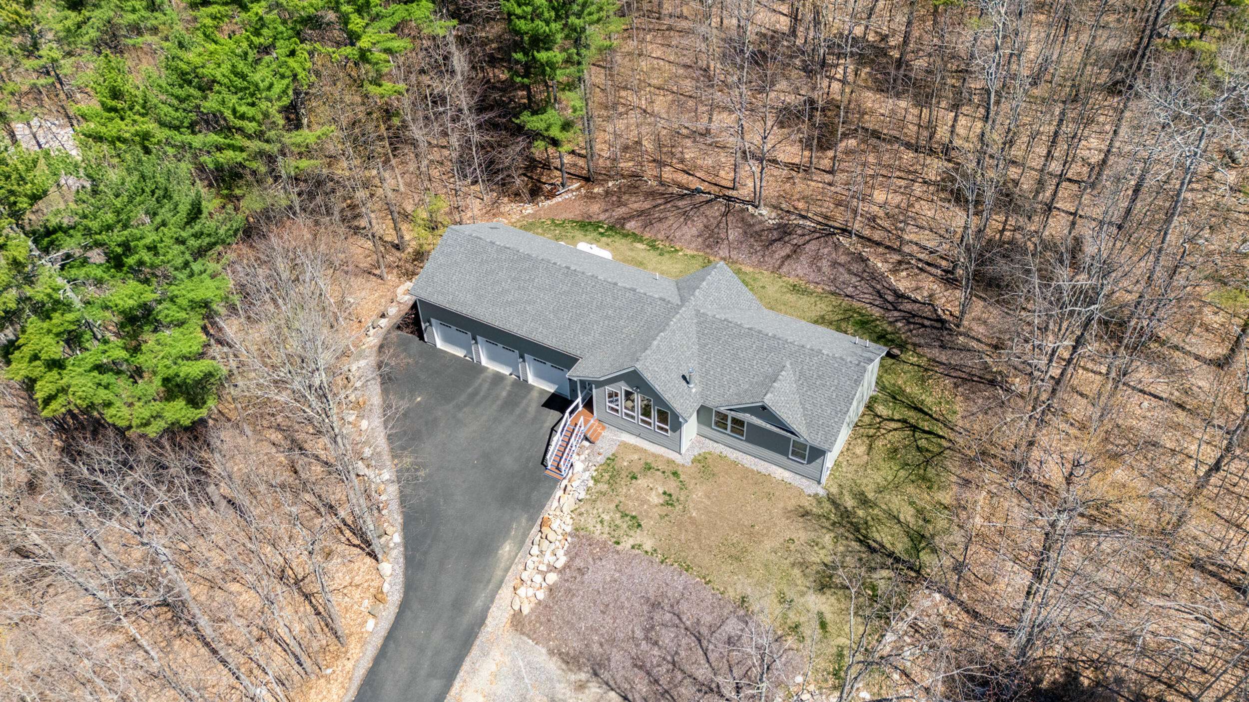 Casco, ME 04015,105 Mitchell RD