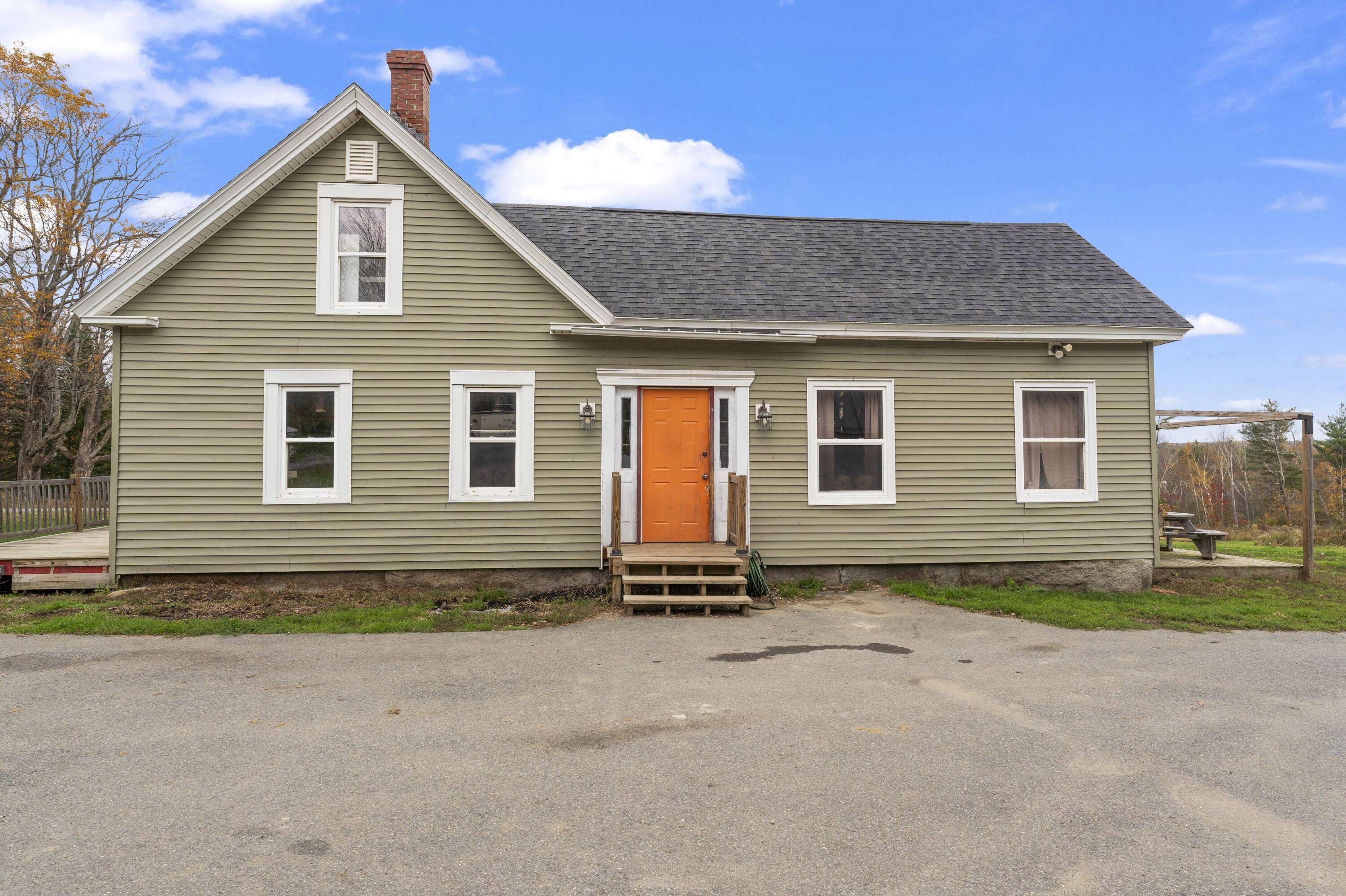 Vassalboro, ME 04989,1023 Cross Hill RD