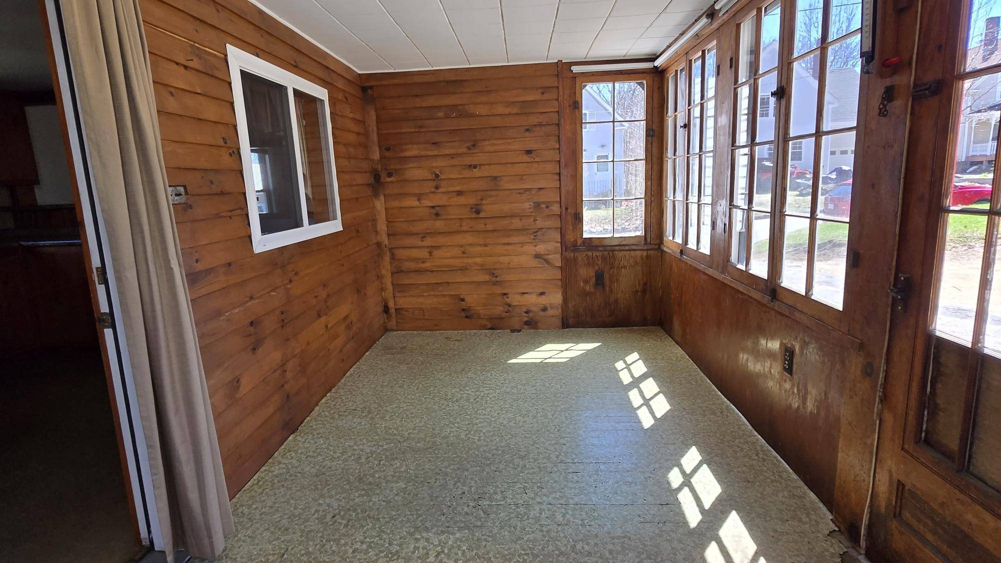 Rumford, ME 04276,394 Linnell ST