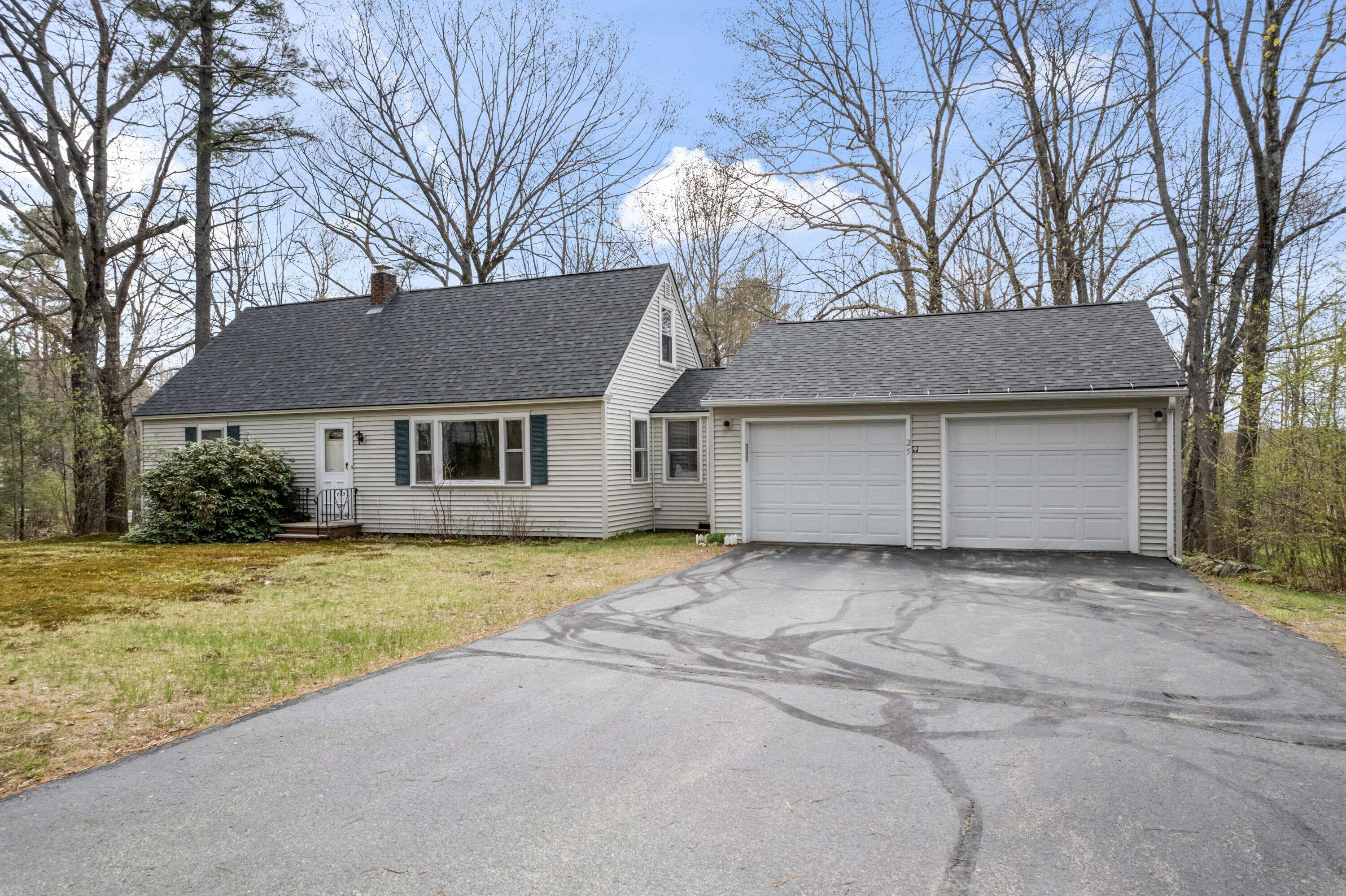 Winthrop, ME 04364,25 Holmes RD