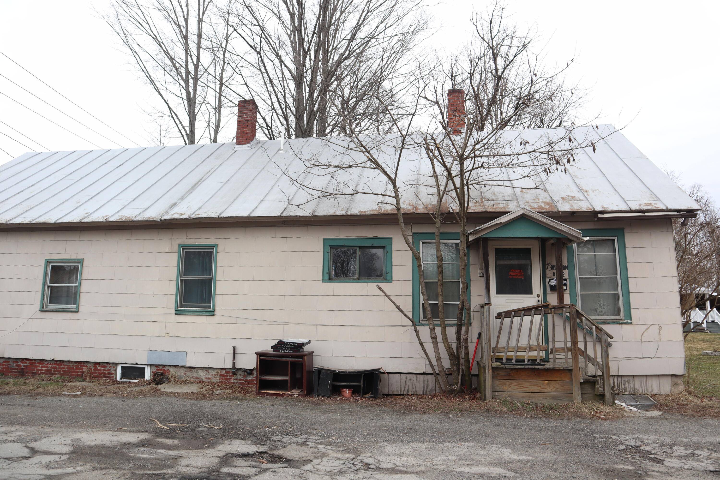 Skowhegan, ME 04976,73 Milburn ST