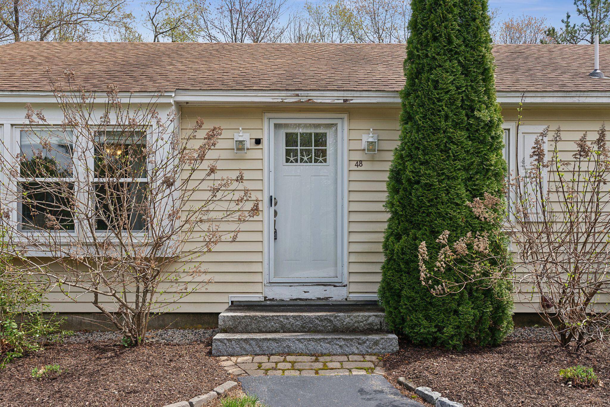 Kennebunk, ME 04043,48 Woodside DR
