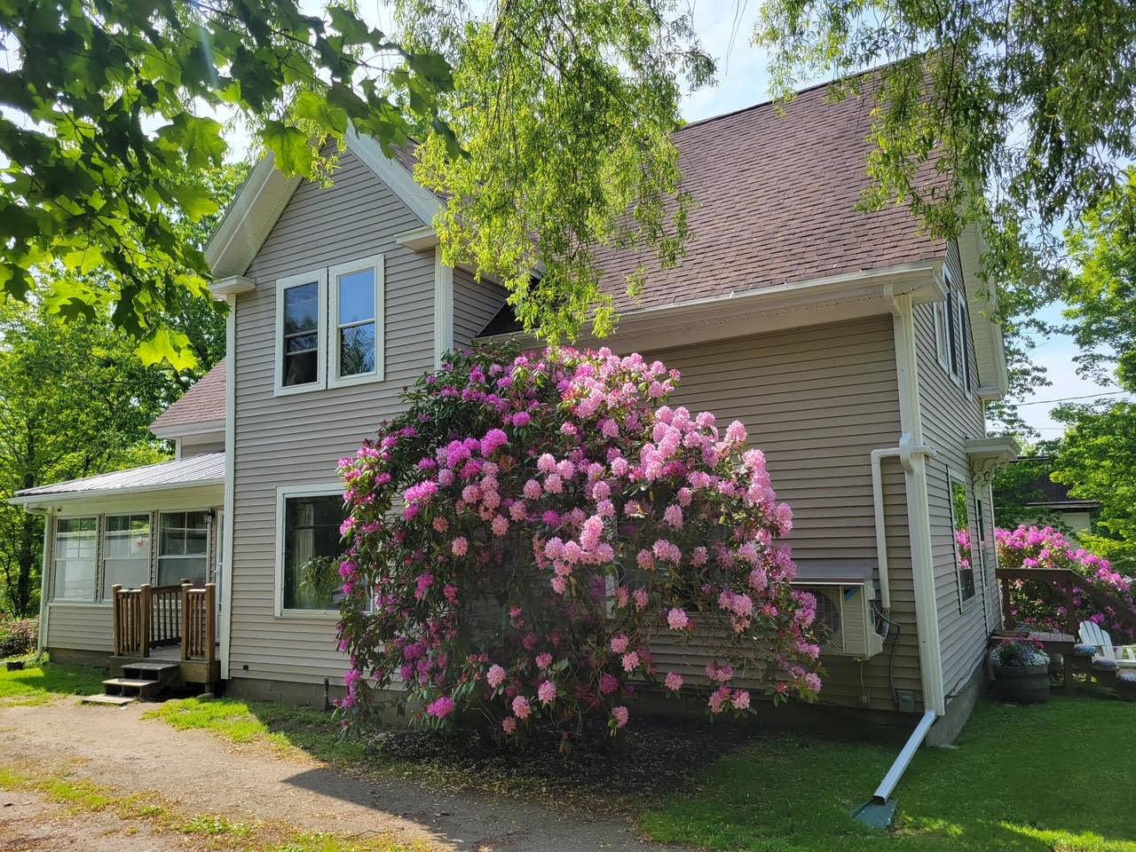 Stockton Springs, ME 04981,49 Church ST