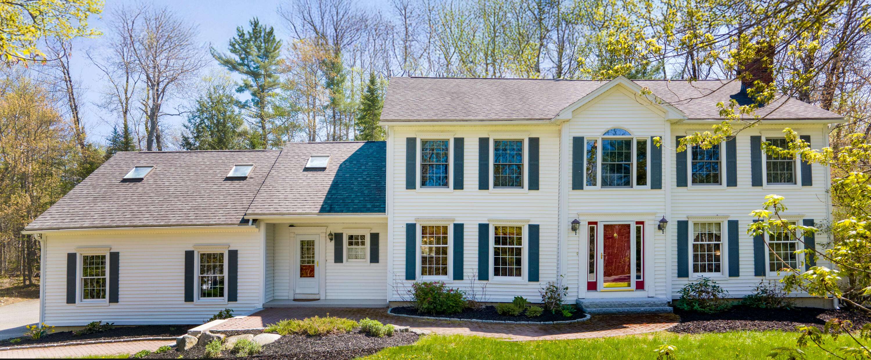 Holden, ME 04429,196 Eaton Ridge DR