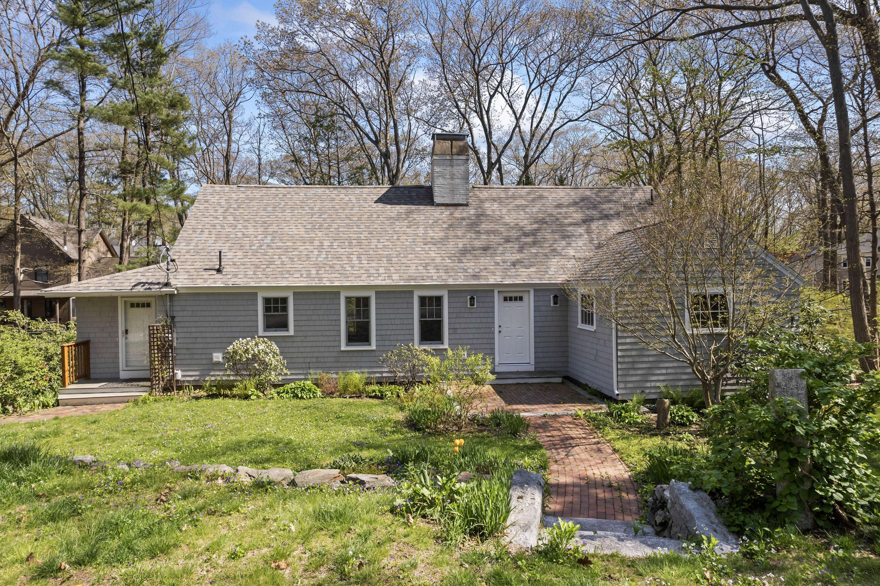 Cape Elizabeth, ME 04107,20 Robinhood RD