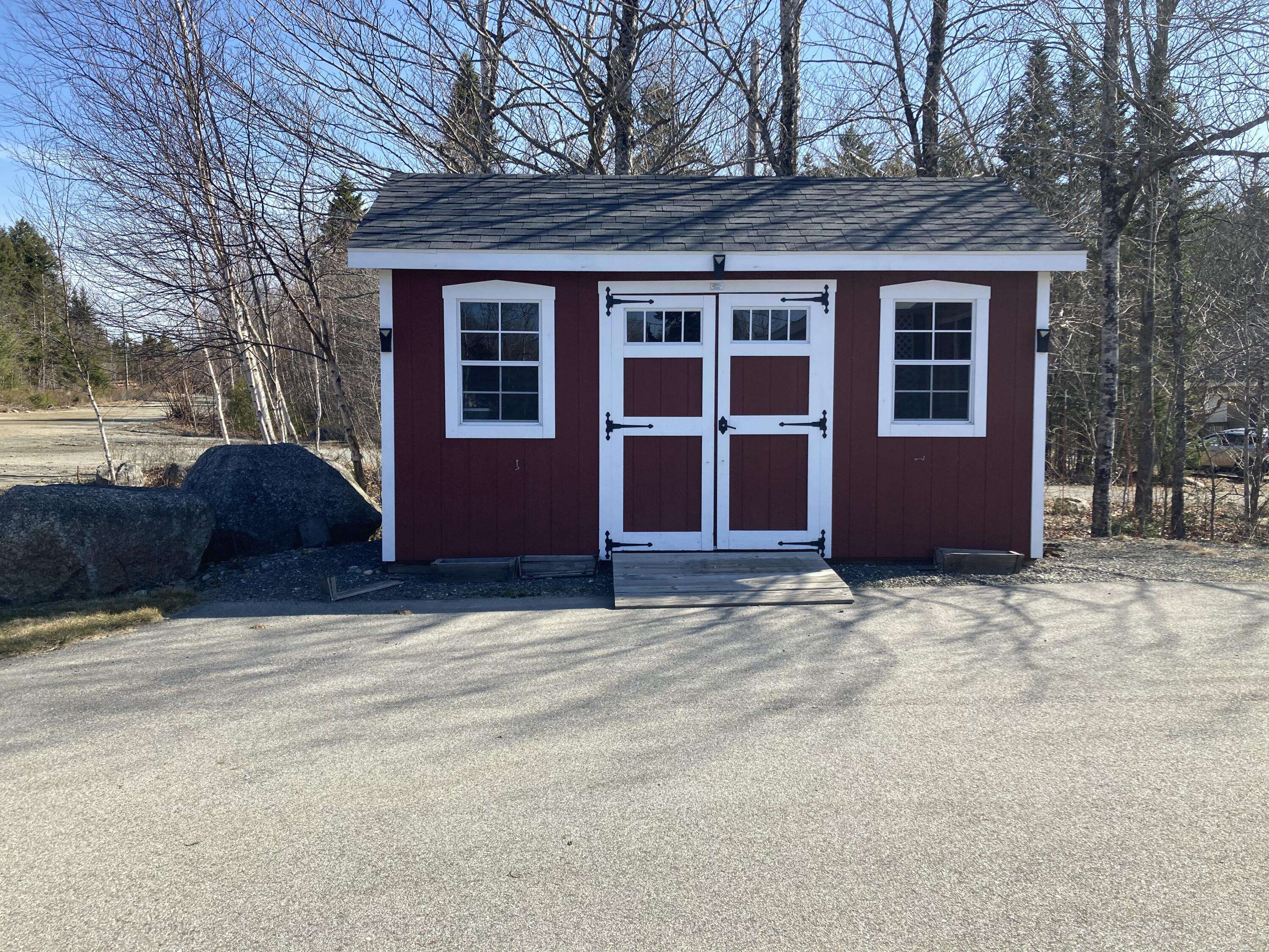 Ellsworth, ME 04605,4 Maggie Way