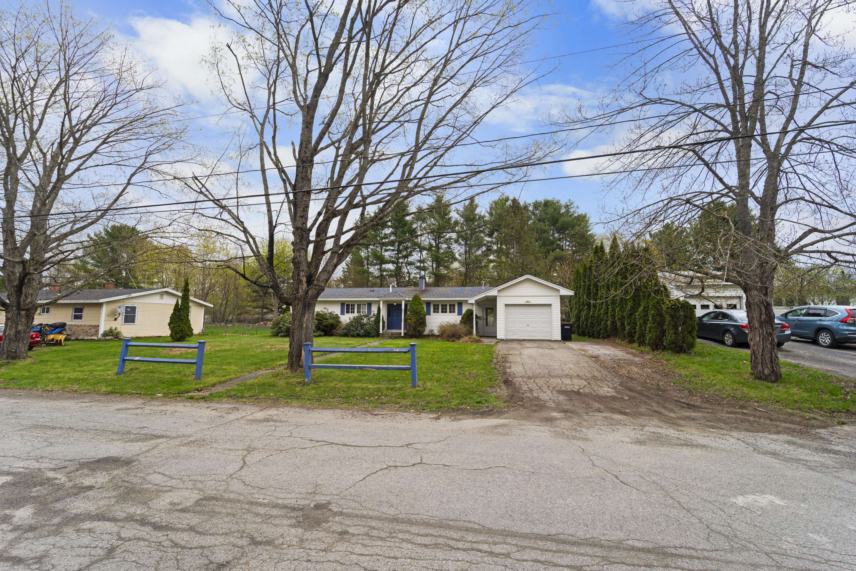Bangor, ME 04401,42 Sugarloaf LN