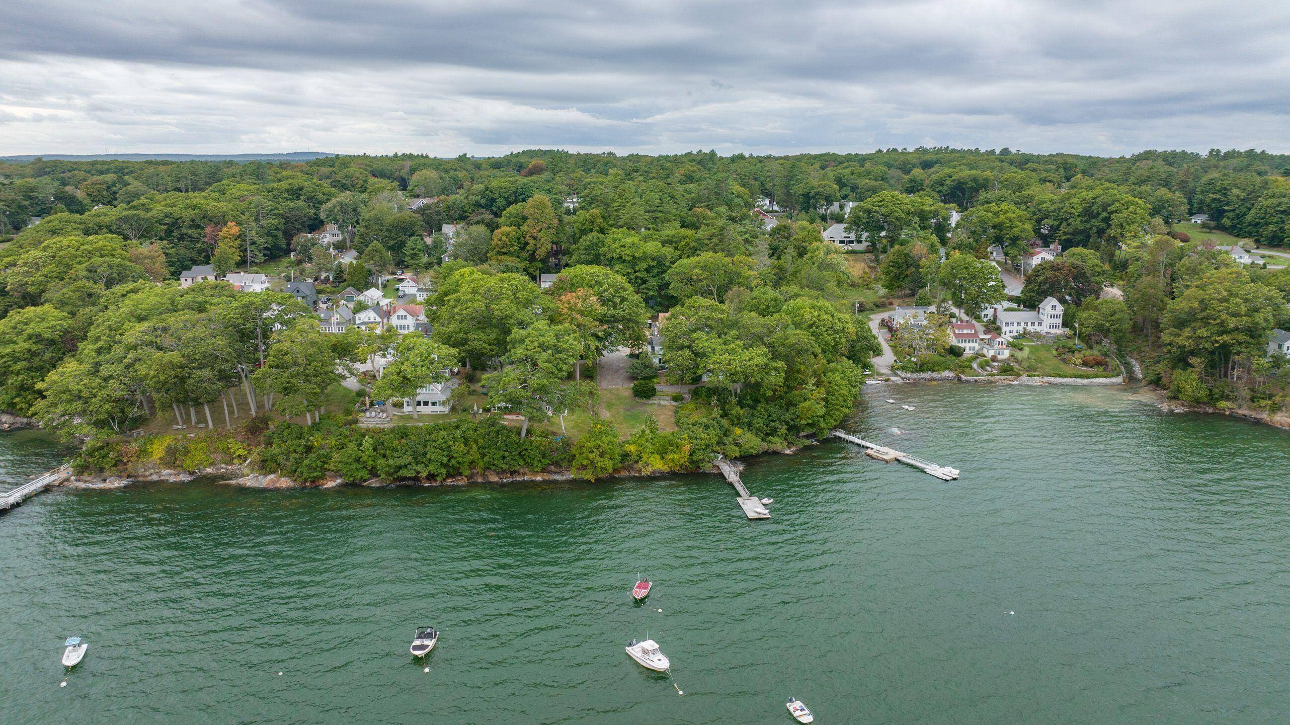 Falmouth, ME 04105,23 AMERESCOGGIN RD