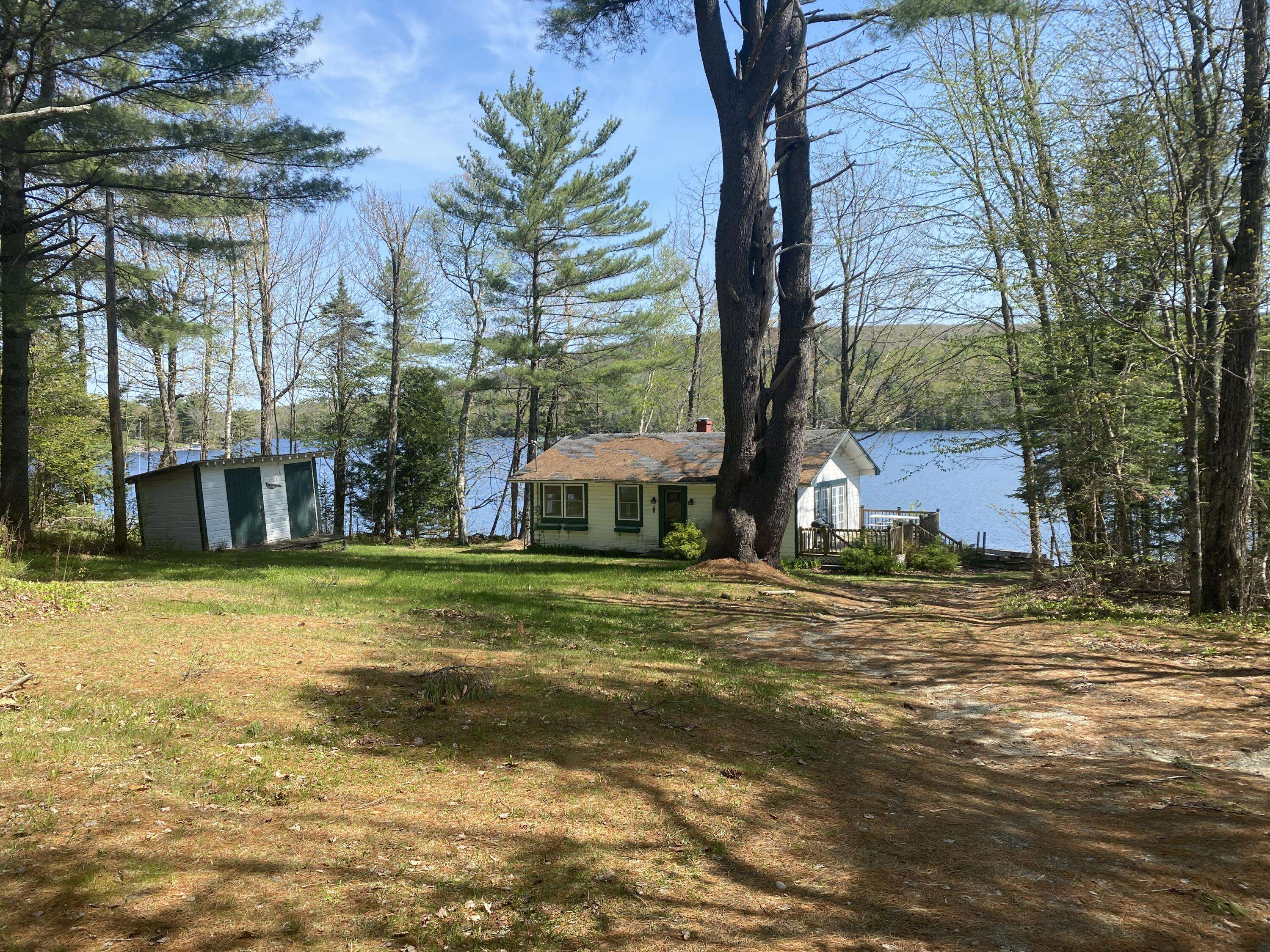 Lincoln, ME 04457,19 Woodland DR