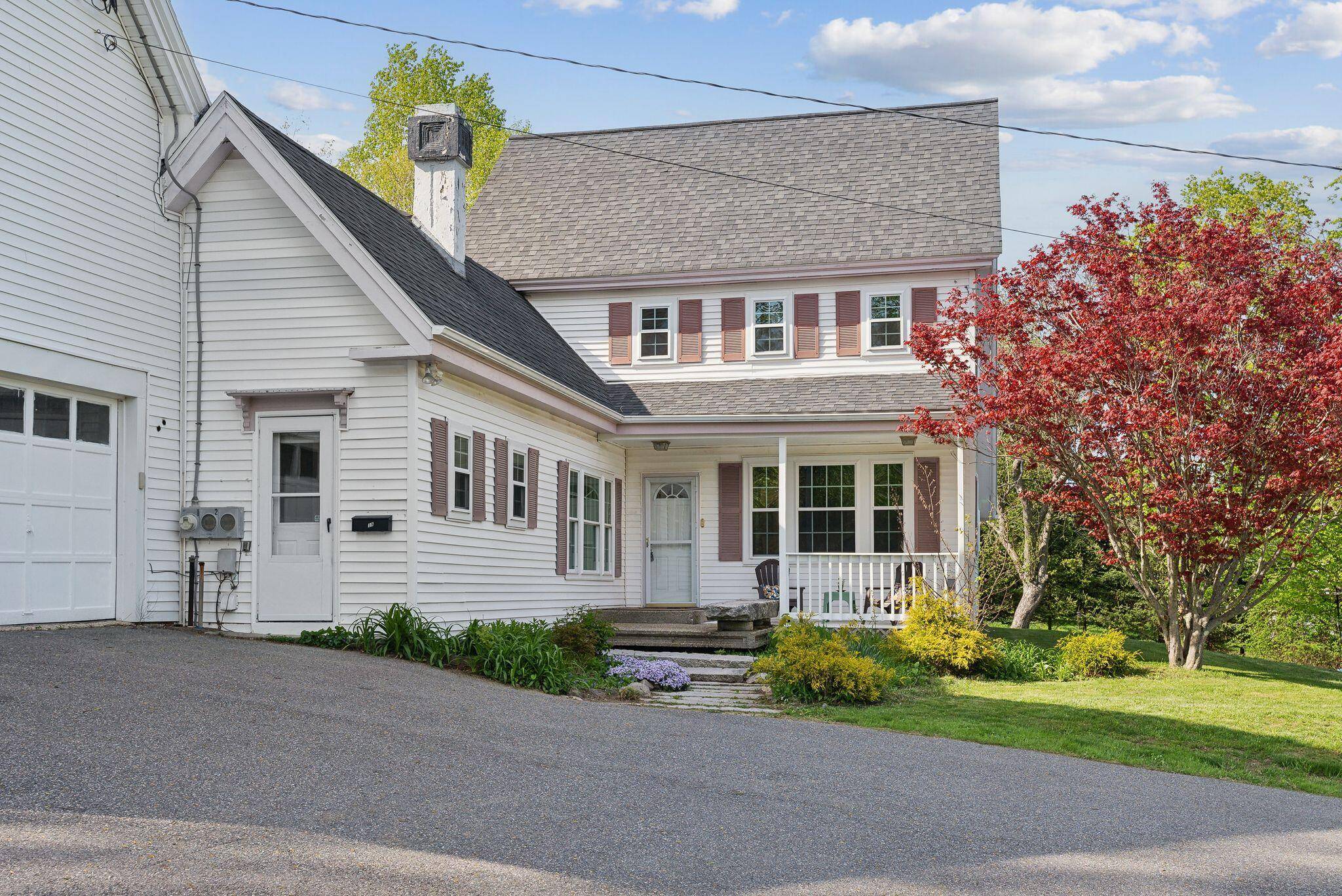 Hallowell, ME 04347,39 Greenville ST