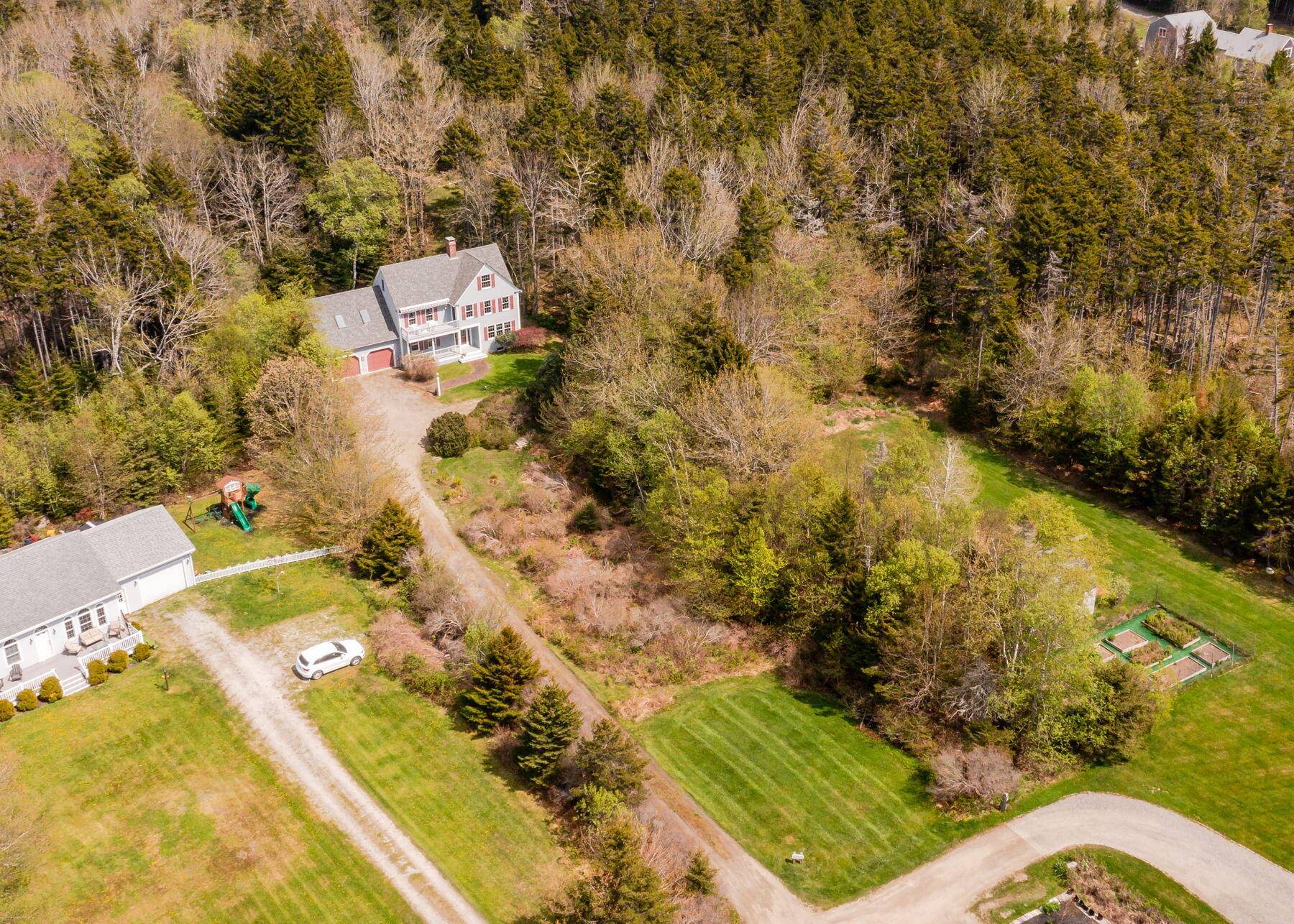Bristol, ME 04554,20 Ocean Side LN