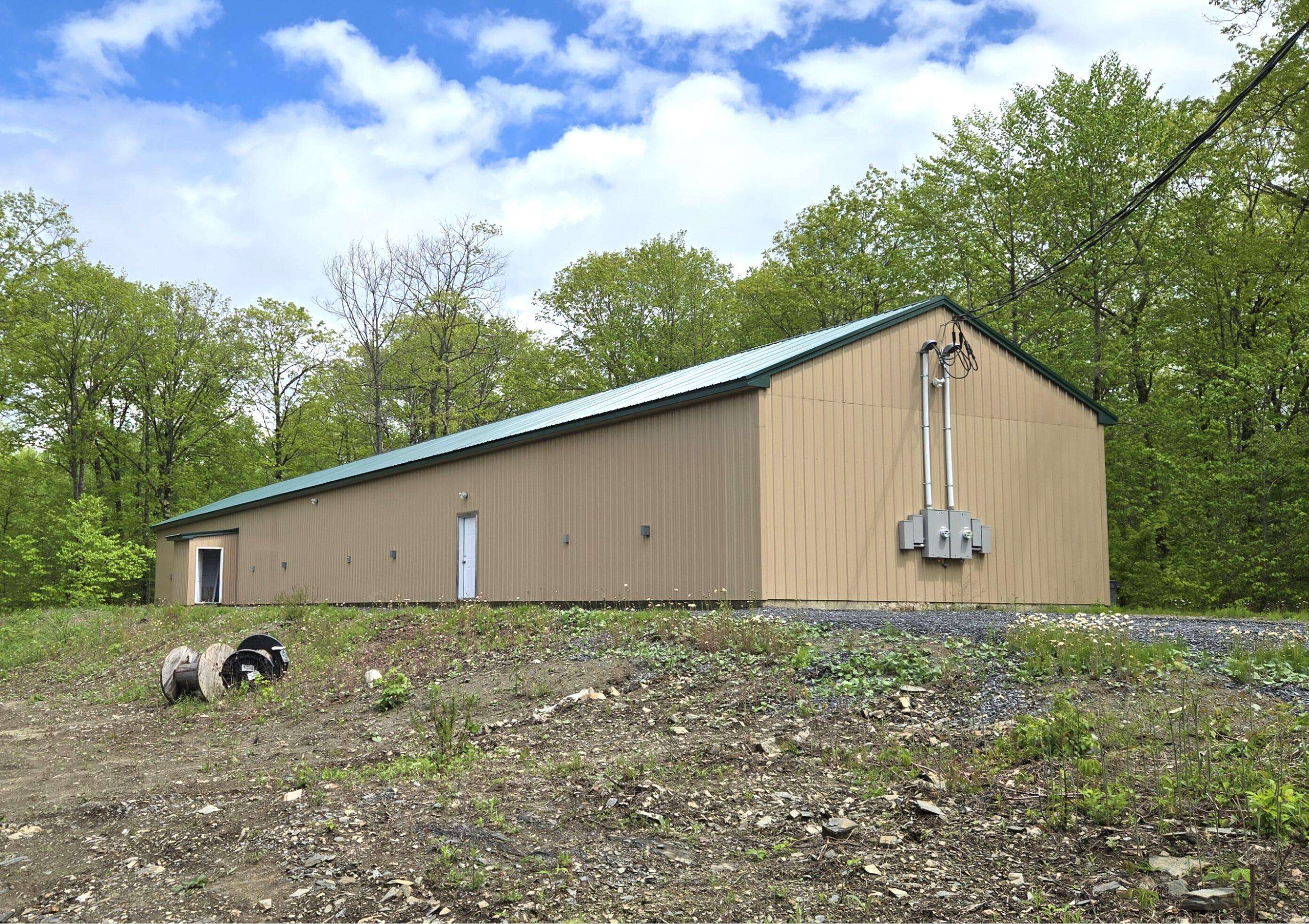 Vassalboro, ME 04989,67 Sherwood LN