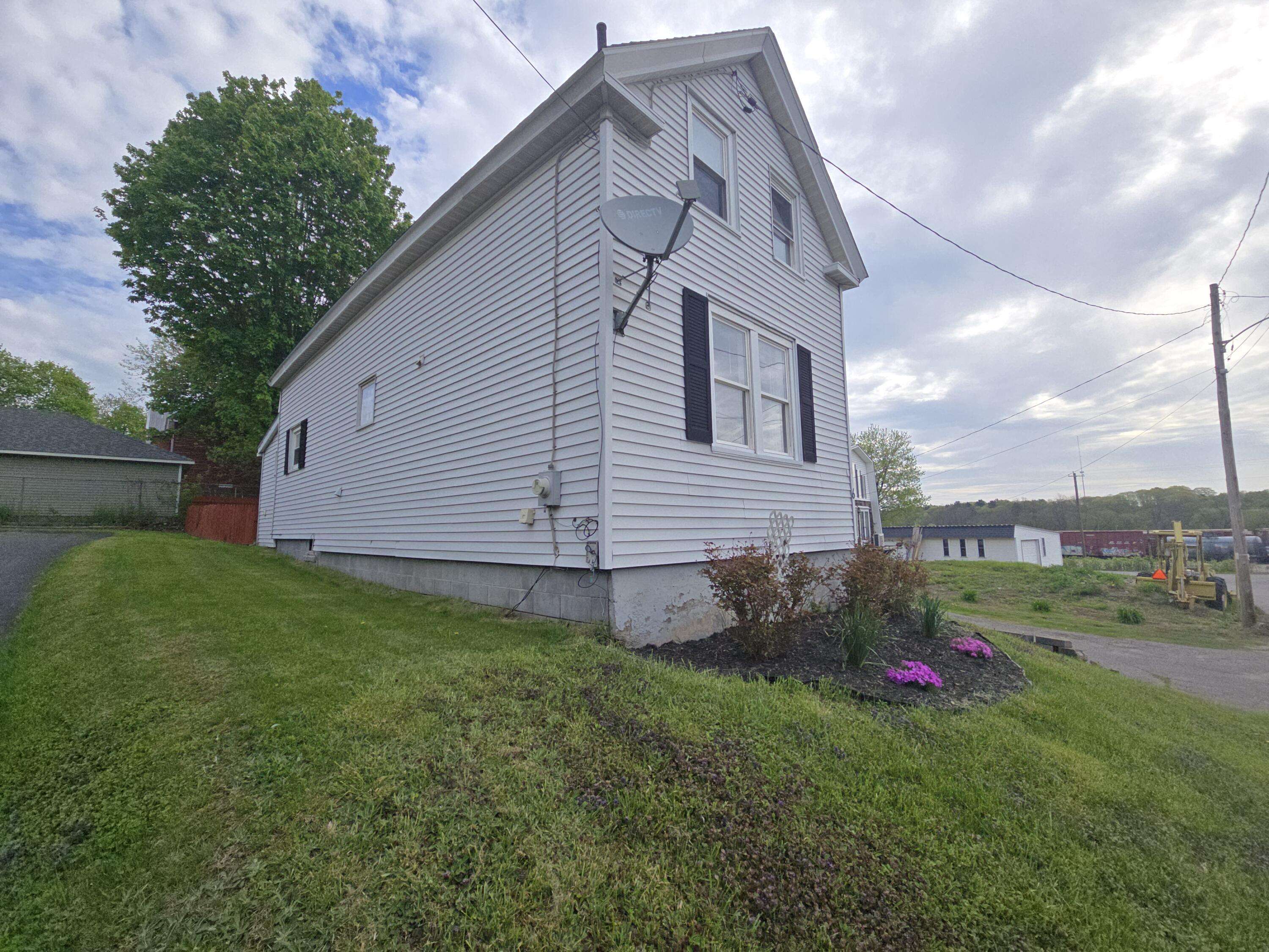 Waterville, ME 04901,6 Linden ST