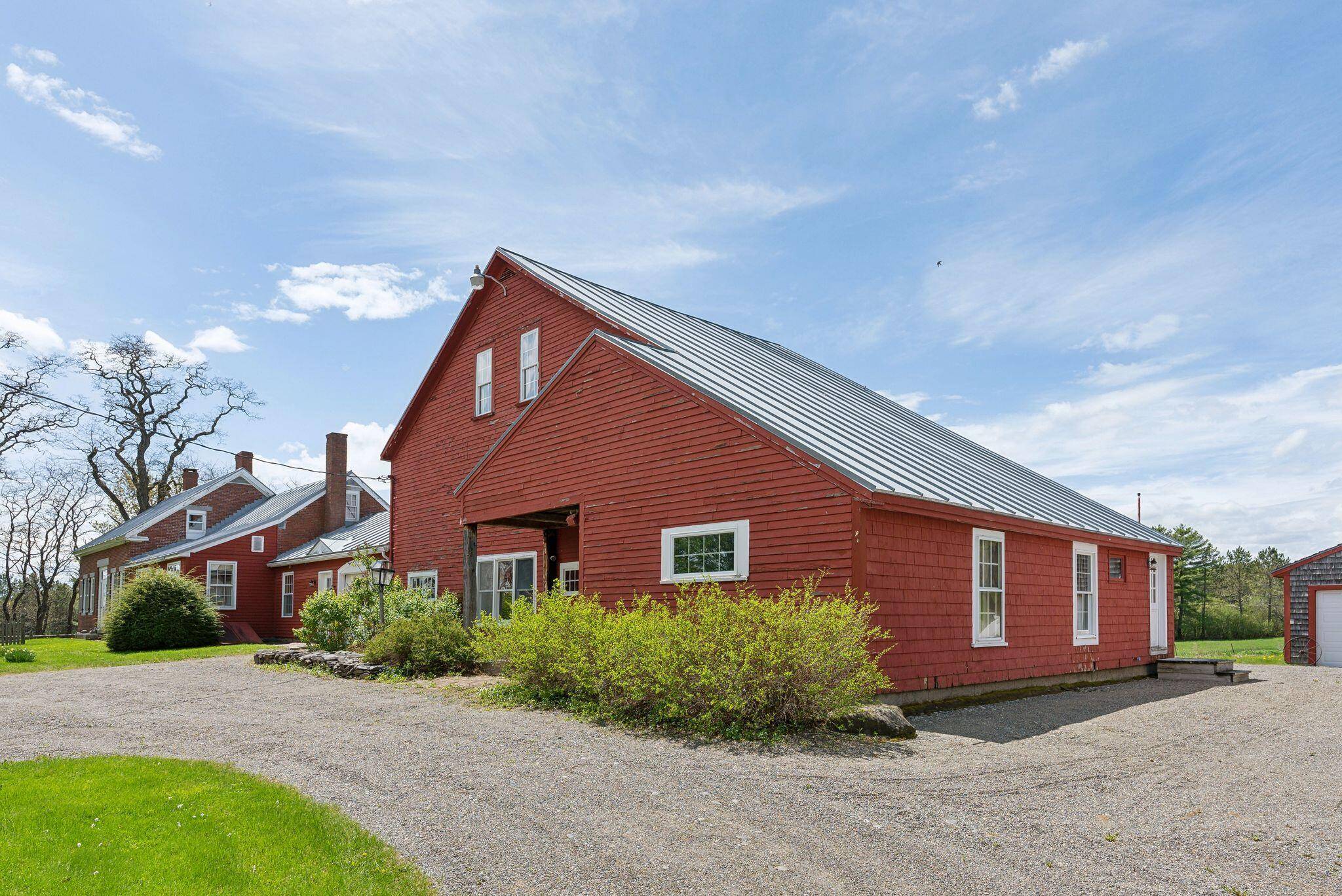 Skowhegan, ME 04976,538 Malbons Mills RD