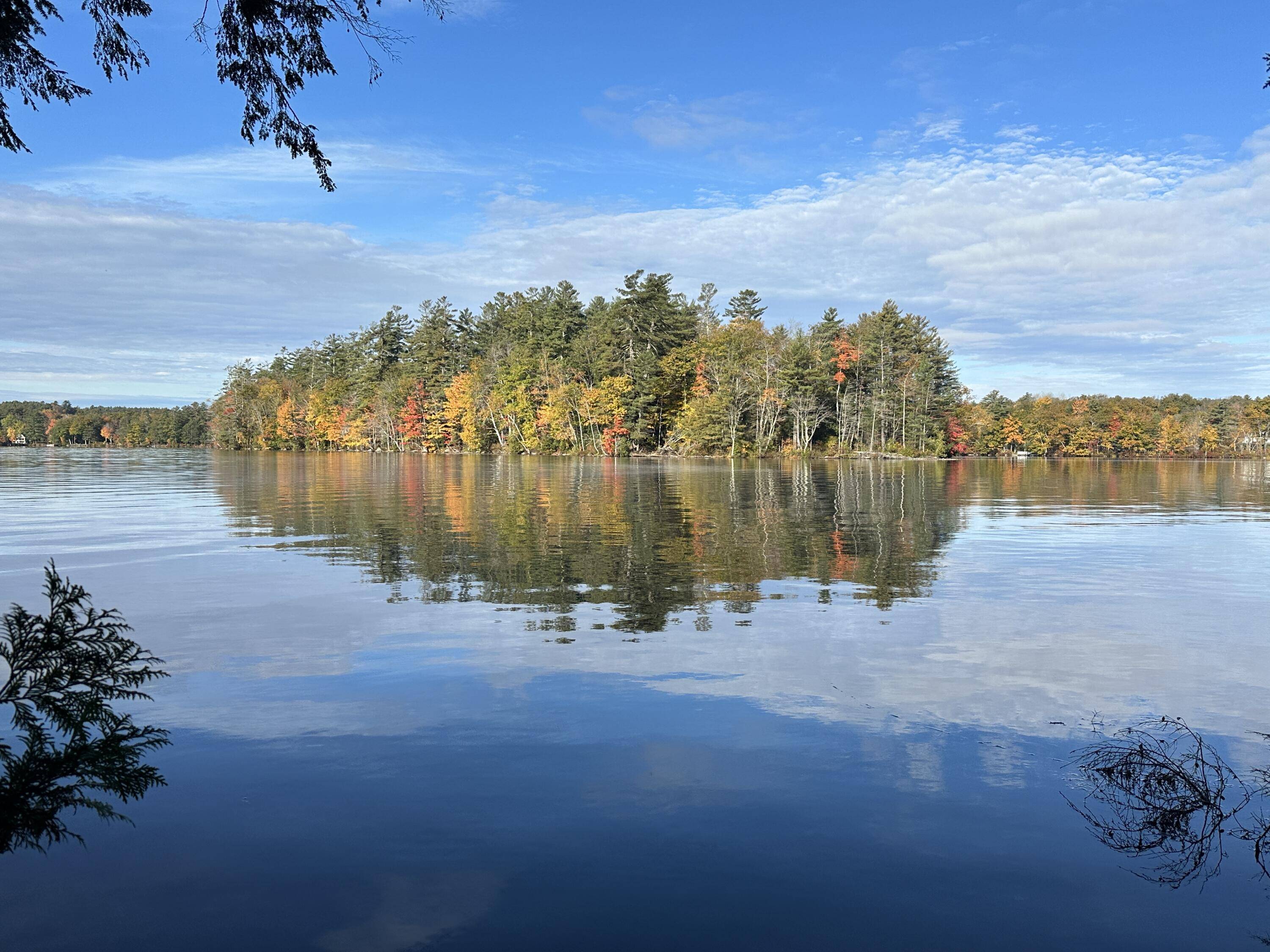 Oakland, ME 04963,52 Blake Island