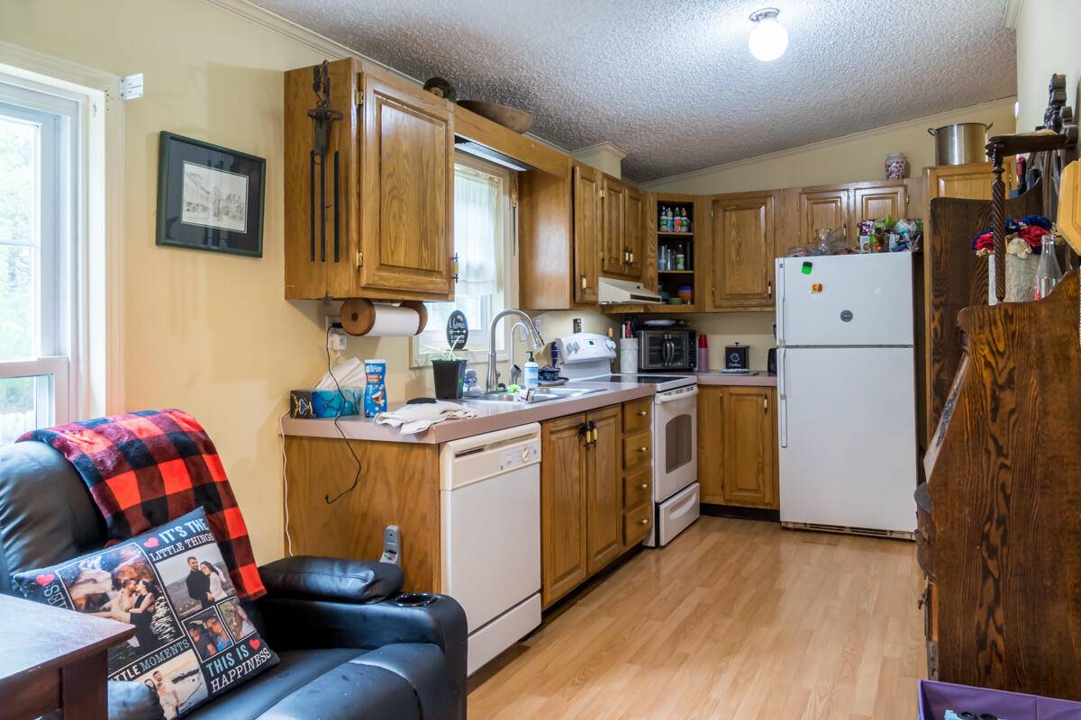 West Bath, ME 04530,31 Lakeview DR