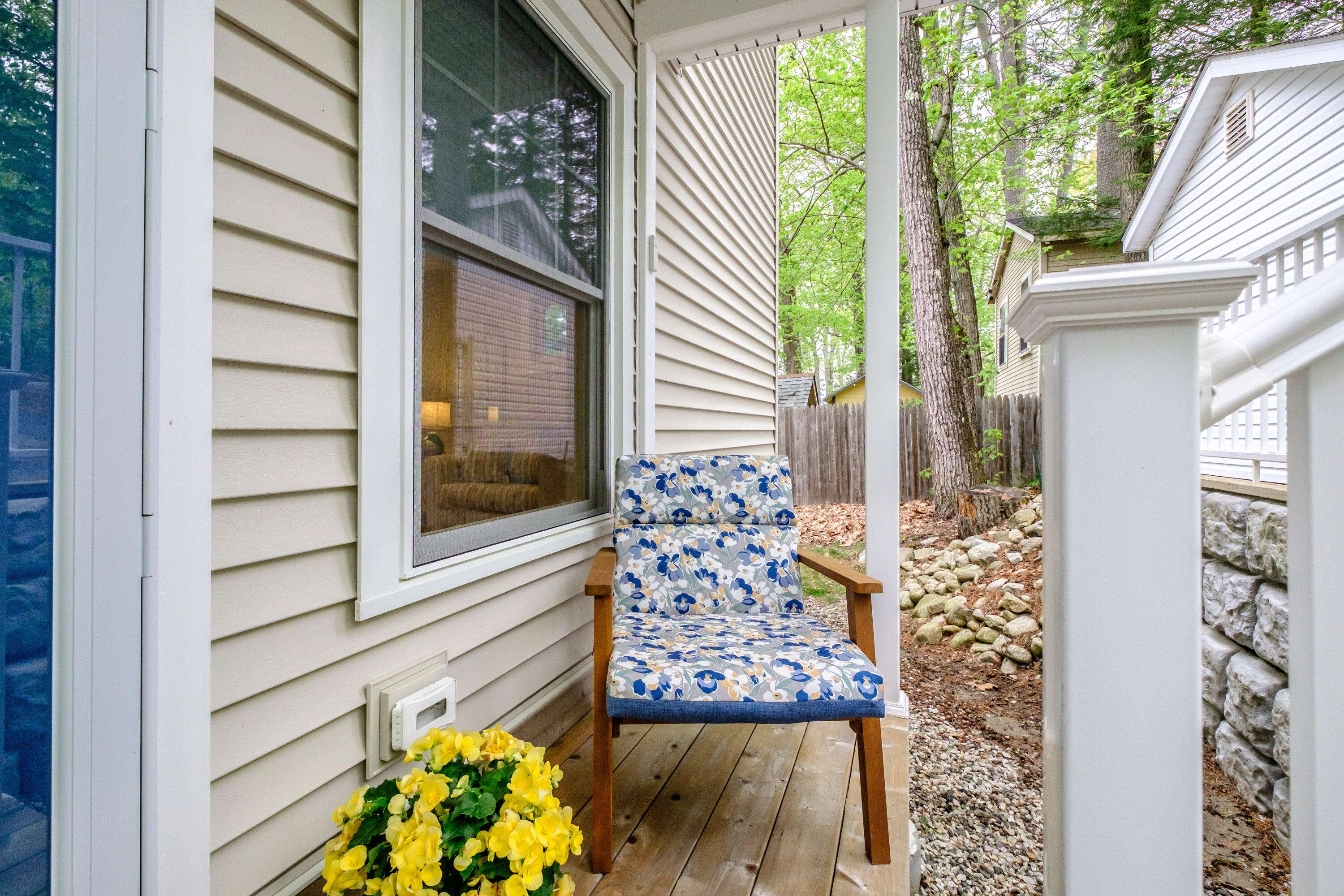Poland, ME 04274,245 Jordan Shore DR