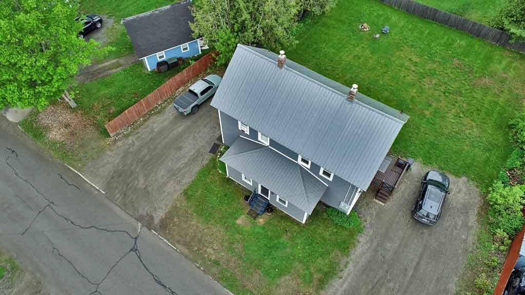Houlton, ME 04730,29 Columbia ST