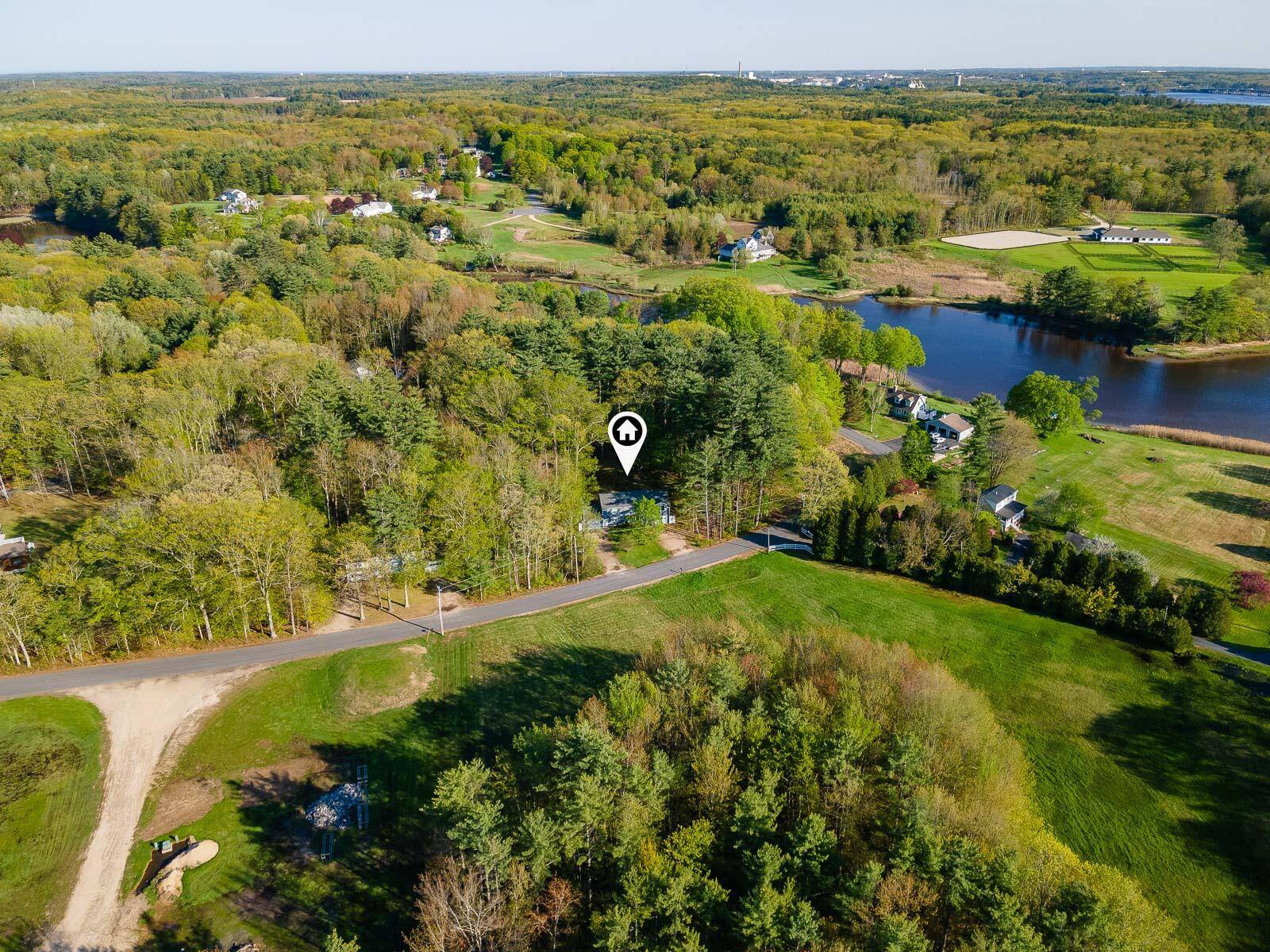 Eliot, ME 03903,107 Tidy RD #A&B