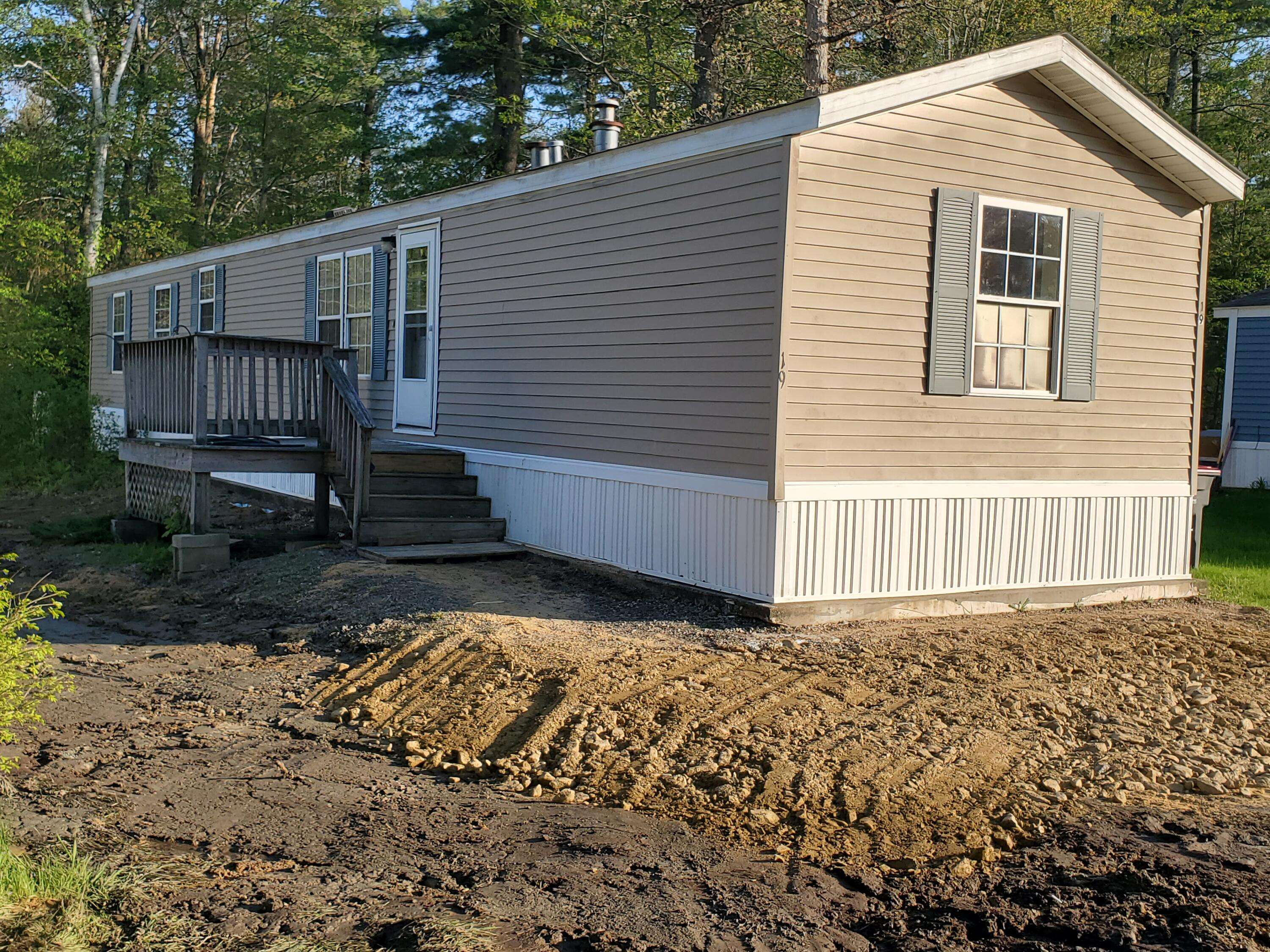 Eliot, ME 03903,19 Heritage DR