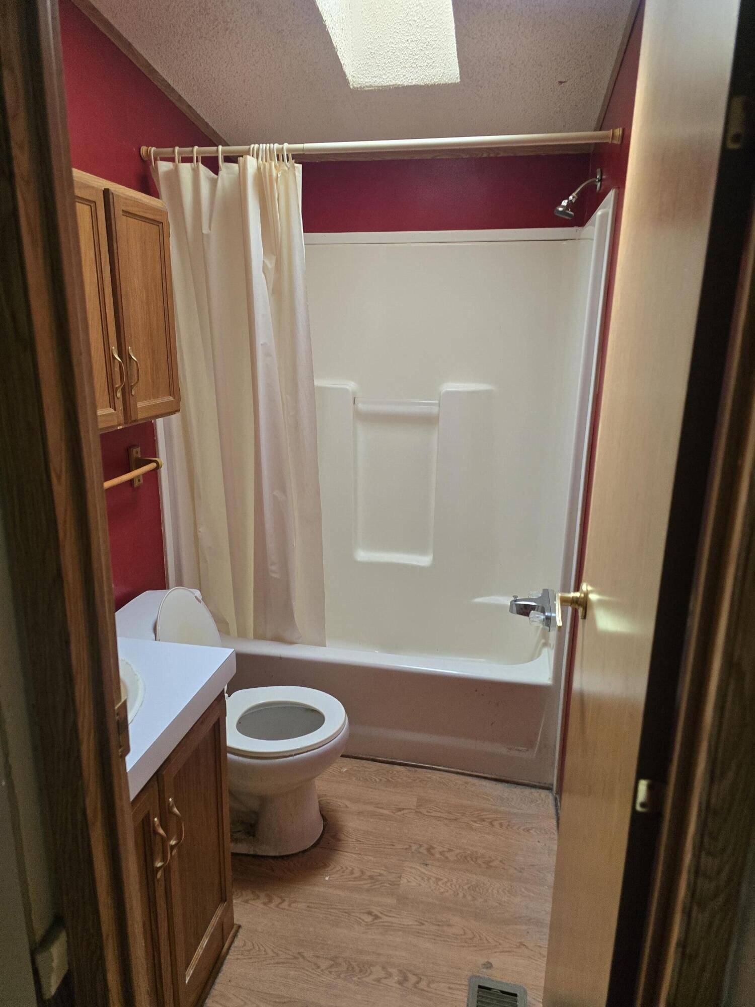 Bradley, ME 04411,71 Penney LN