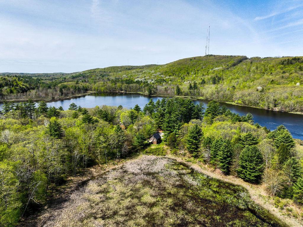 Litchfield, ME 04350,51 Forest LN
