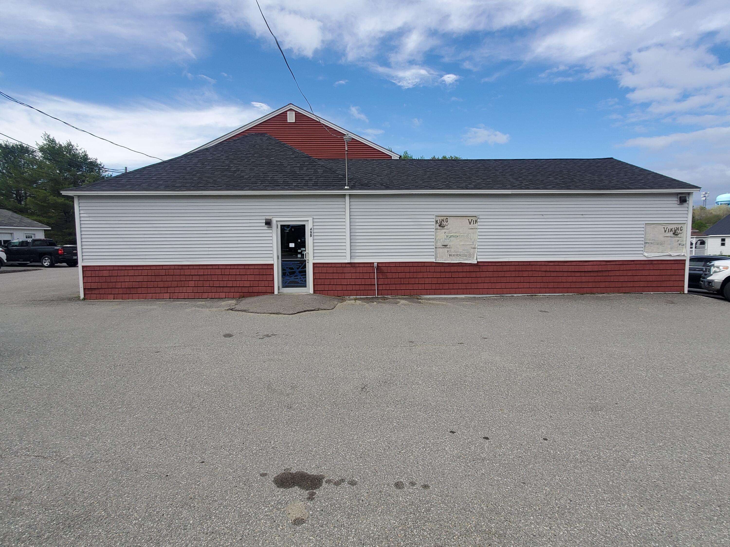 Thomaston, ME 04861,495 Main ST