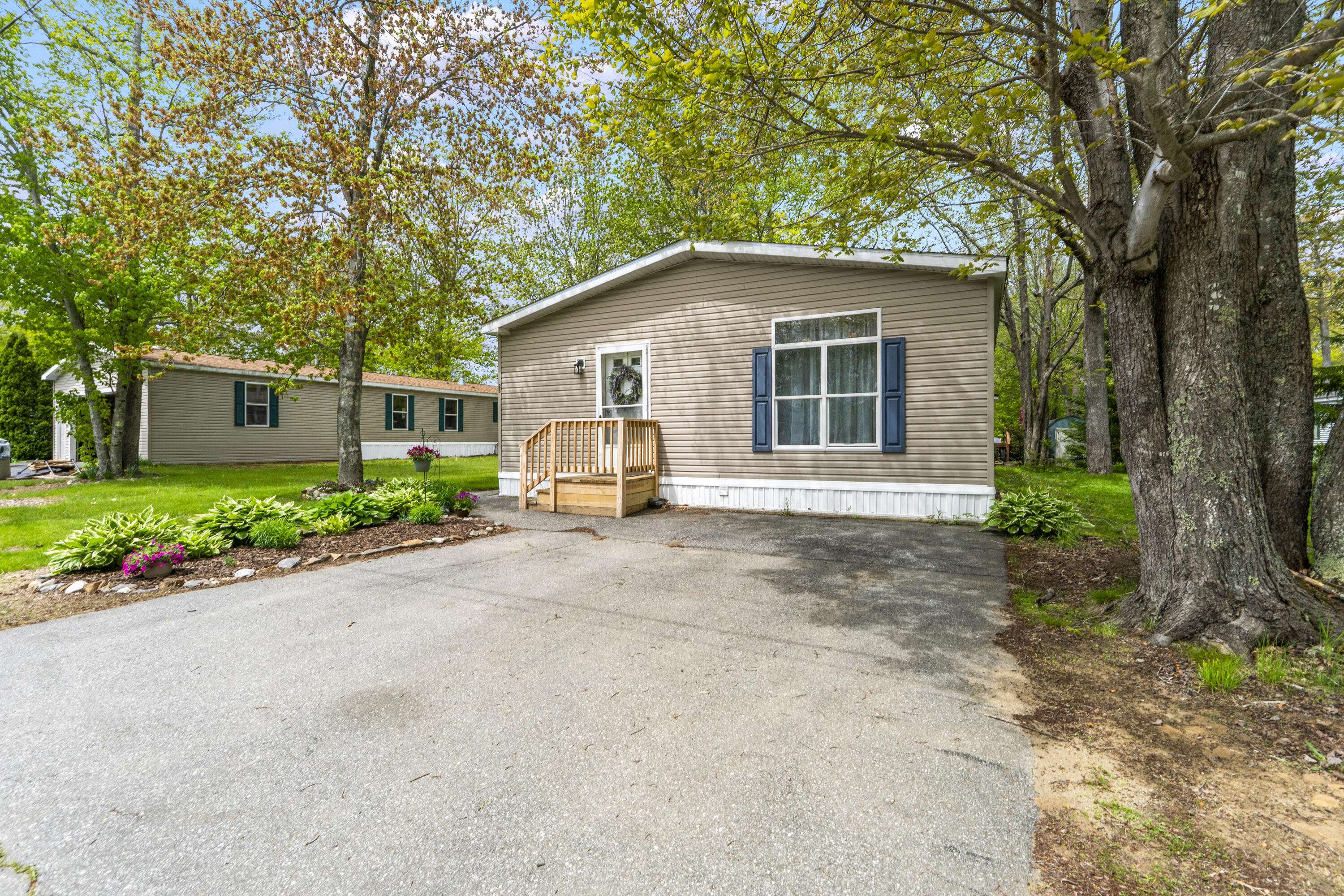 Brunswick, ME 04011,25 Karen LN