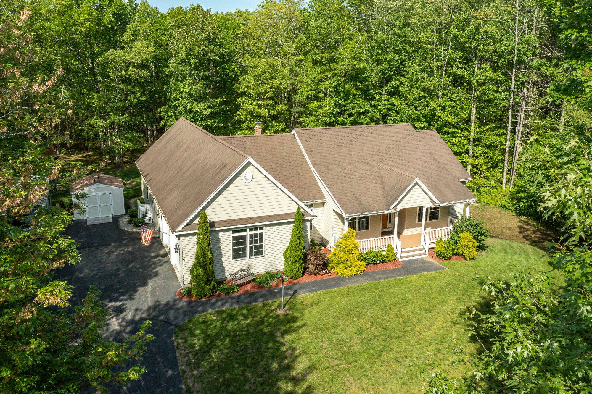 Sanford, ME 04073,33 Bernice AVE
