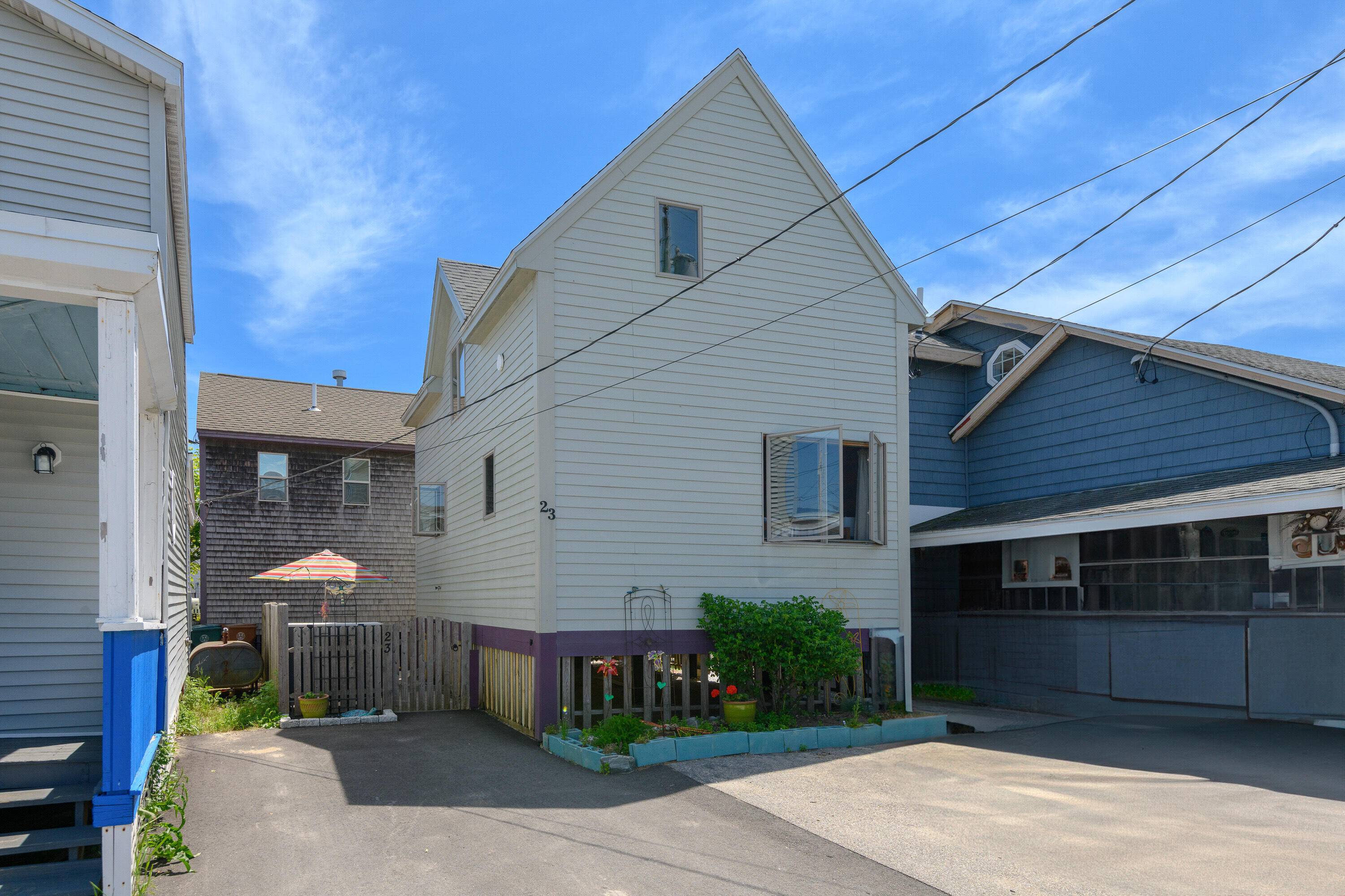 Saco, ME 04072,23 North AVE #23