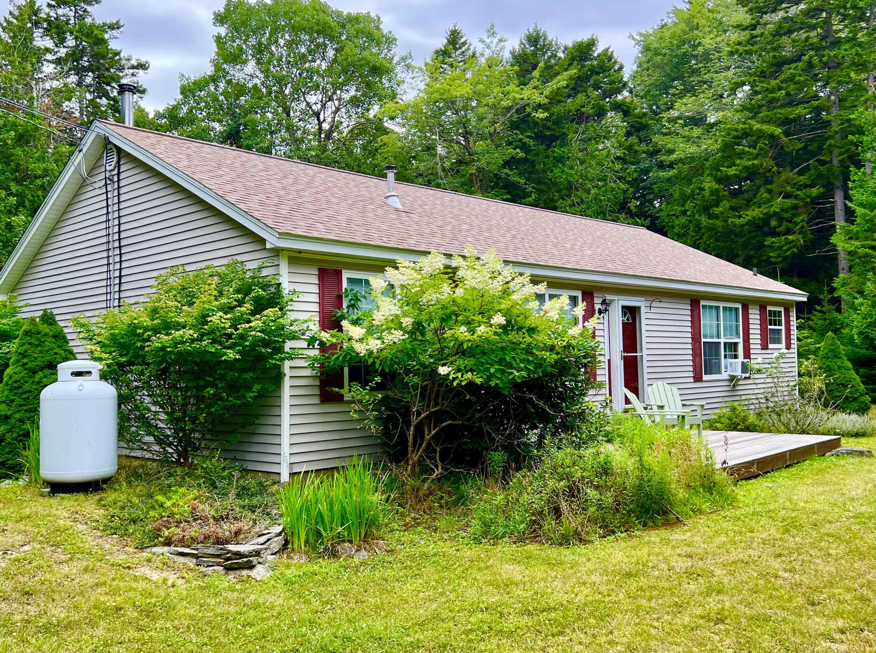 Southwest Harbor, ME 04679,40 Salem Towne RD