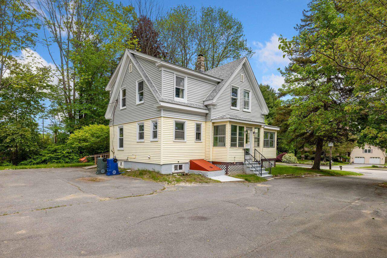 Westbrook, ME 04092,429 Saco ST