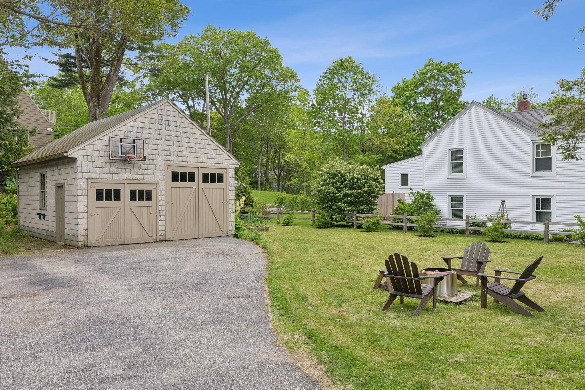 Cape Elizabeth, ME 04107,20 Elmwood RD