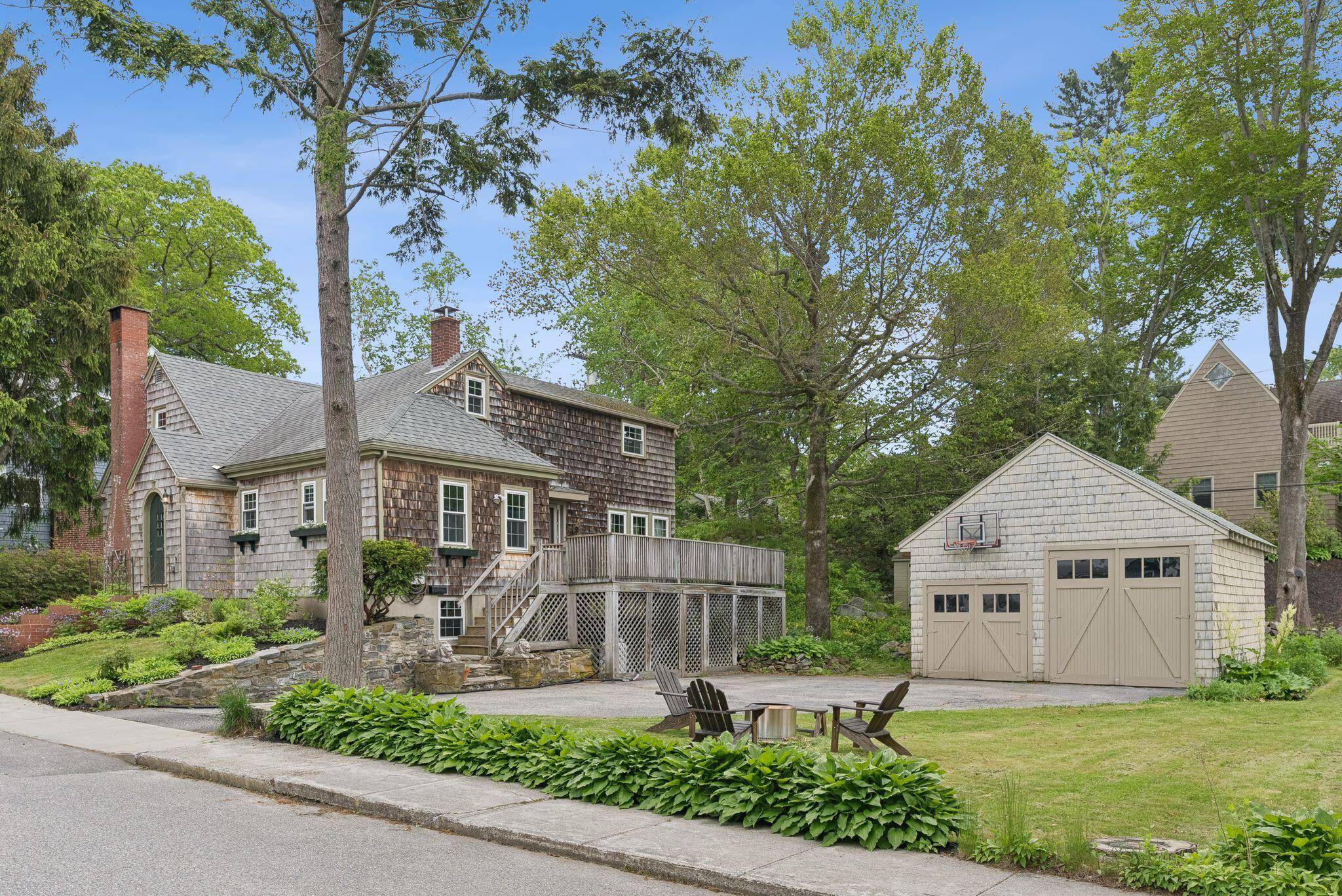 Cape Elizabeth, ME 04107,20 Elmwood RD
