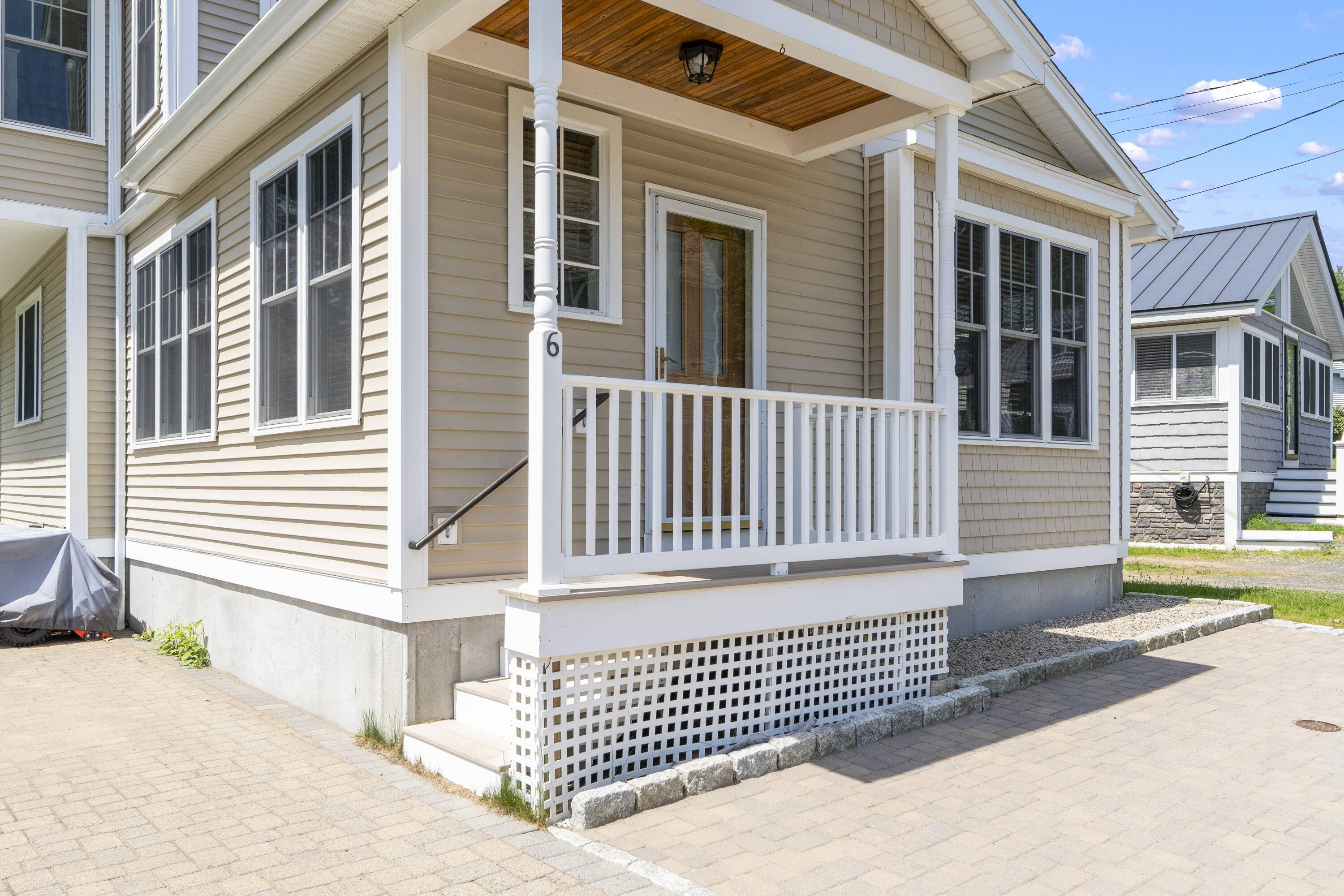 York, ME 03909,6 Norton Ave EXT