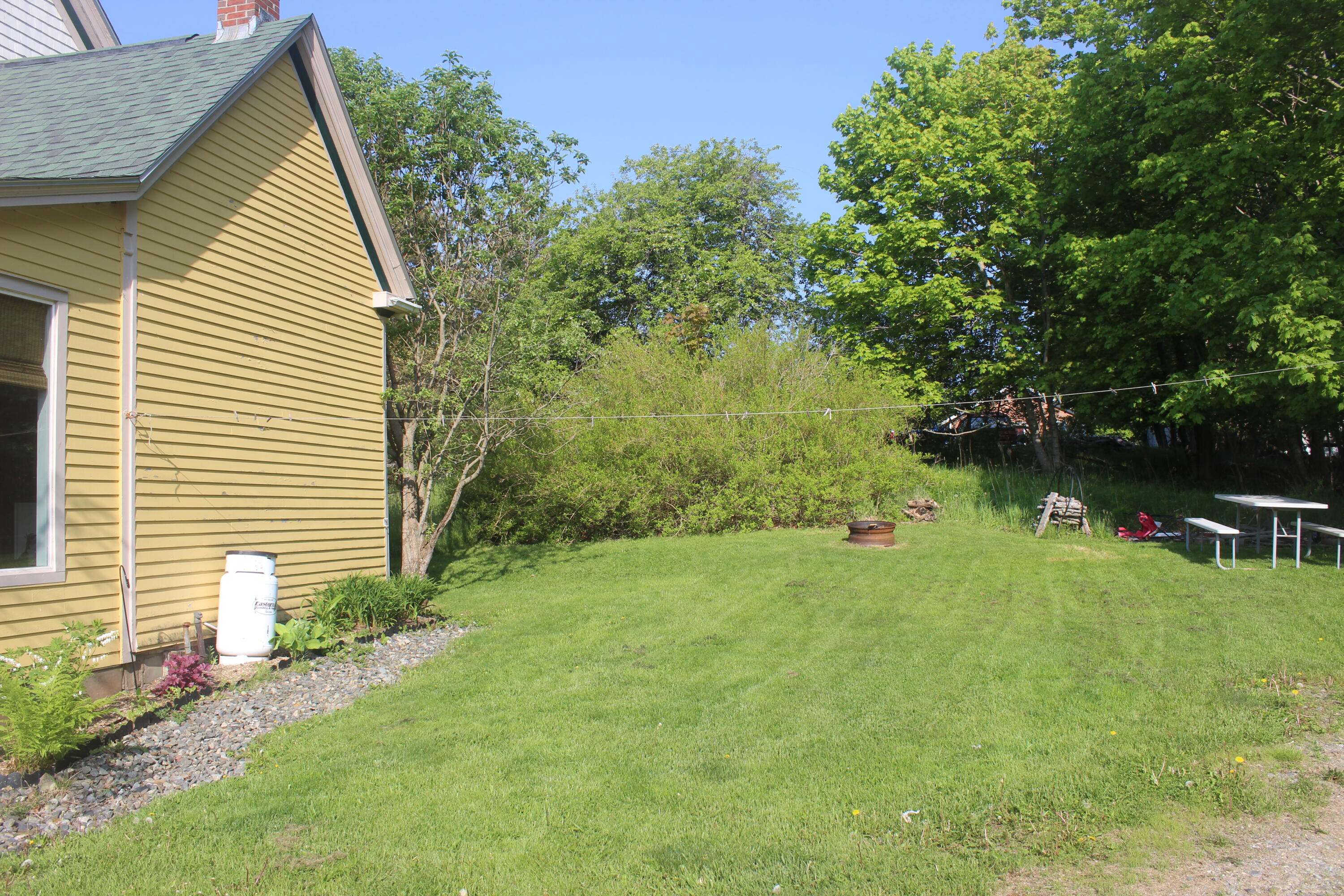 Eastport, ME 04631,11 Hawkes AVE
