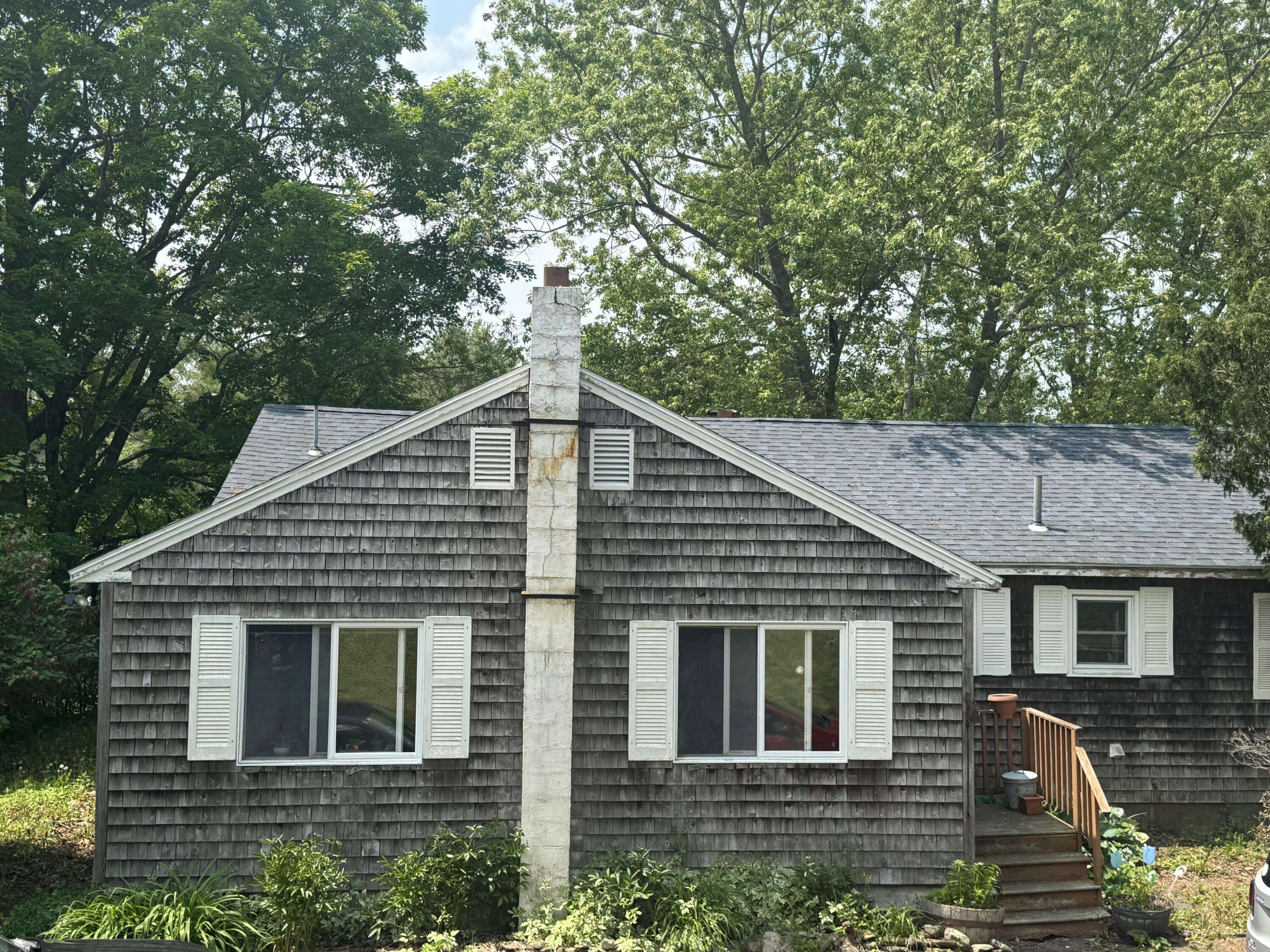 Hampden, ME 04444,20 Coldbrook RD