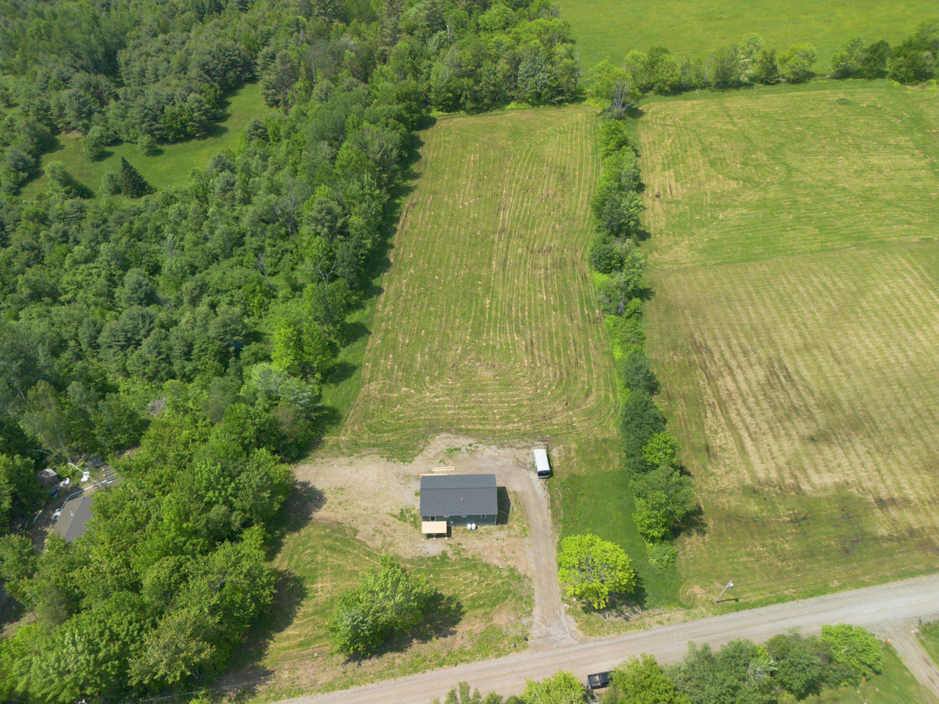 Cambridge, ME 04923,44 Bailey Hill RD