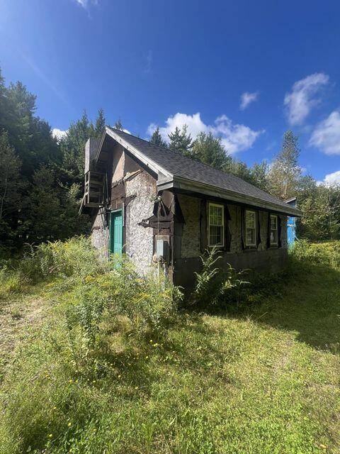 Monmouth, ME 04265,14 Barbay DR