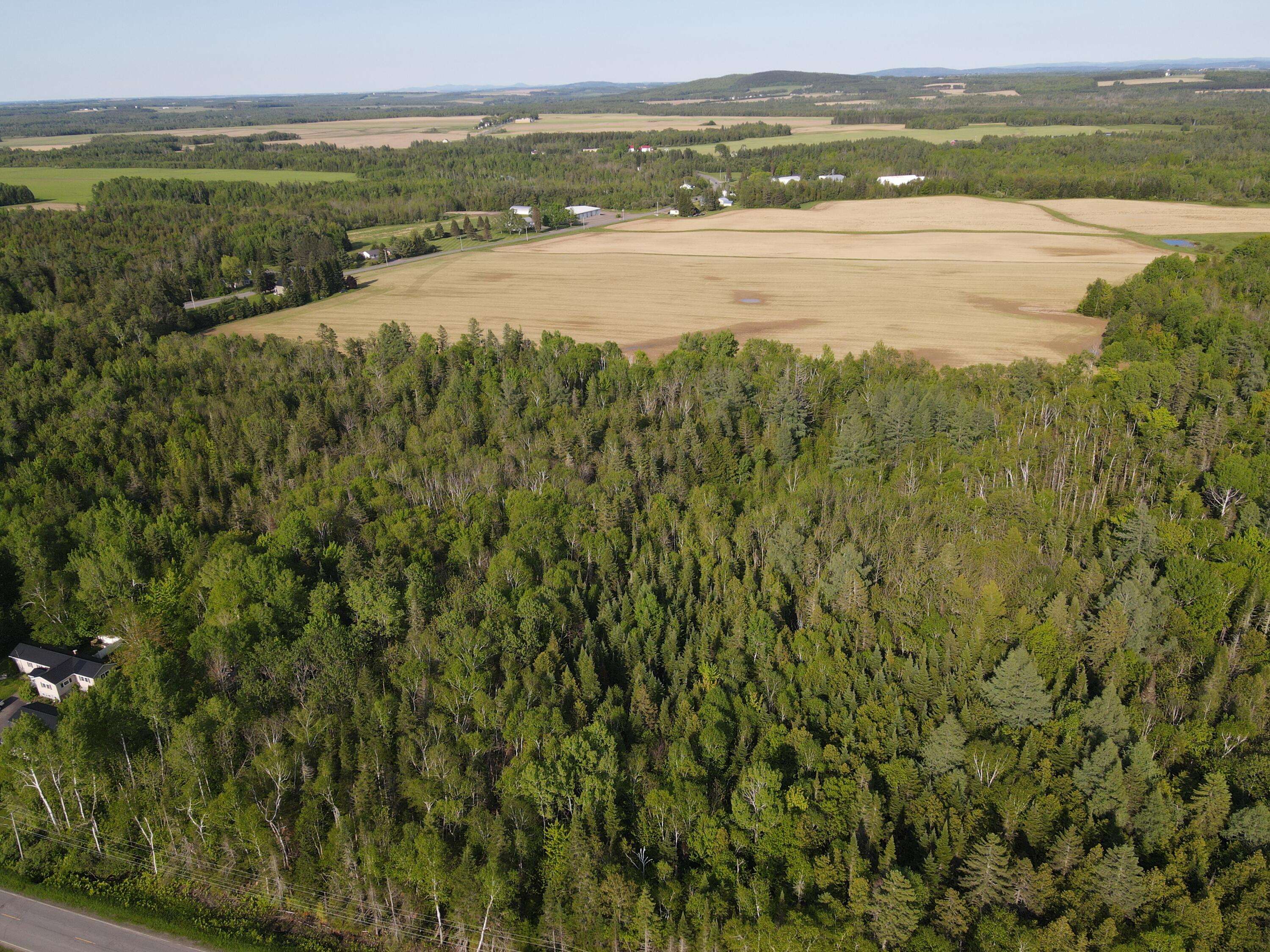 Mapleton, ME 04757,707 Hughes RD