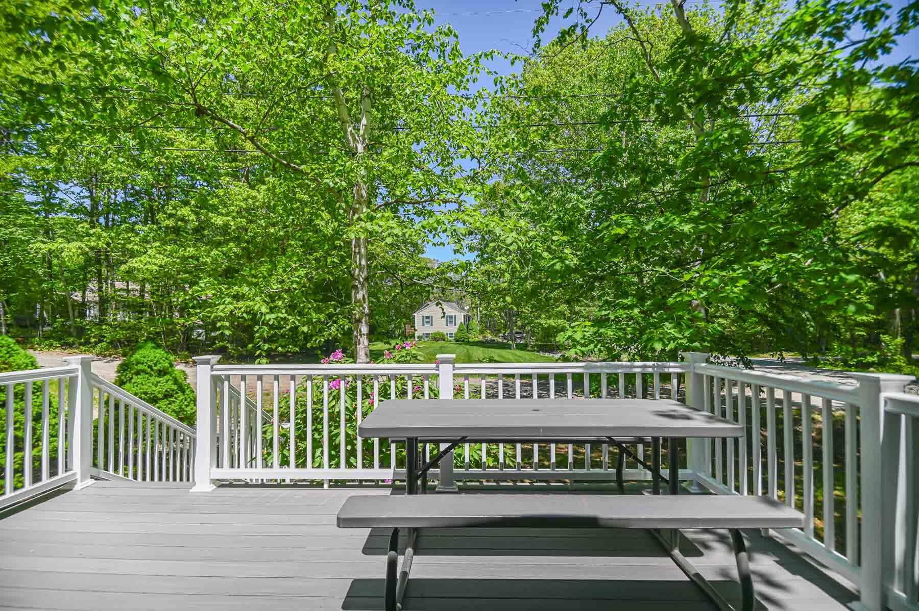 York, ME 03909,2 McKenna LN