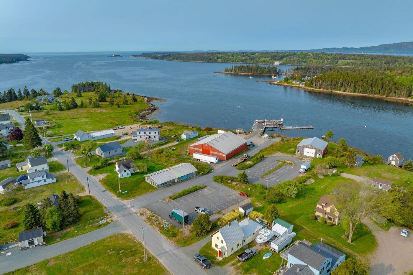 Winter Harbor, ME 04693,88 Sargent ST