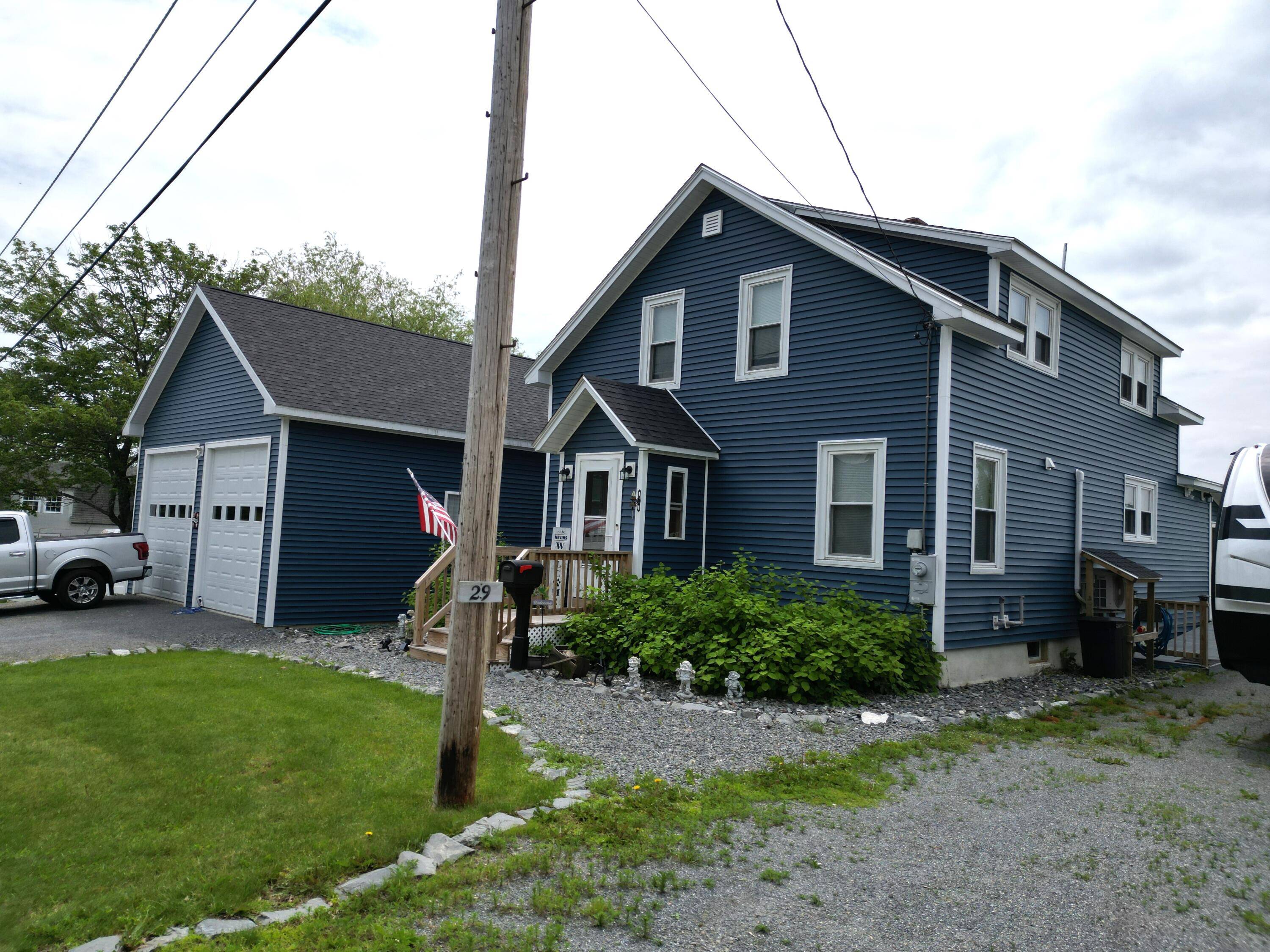 Lincoln, ME 04457,29 Wilson ST