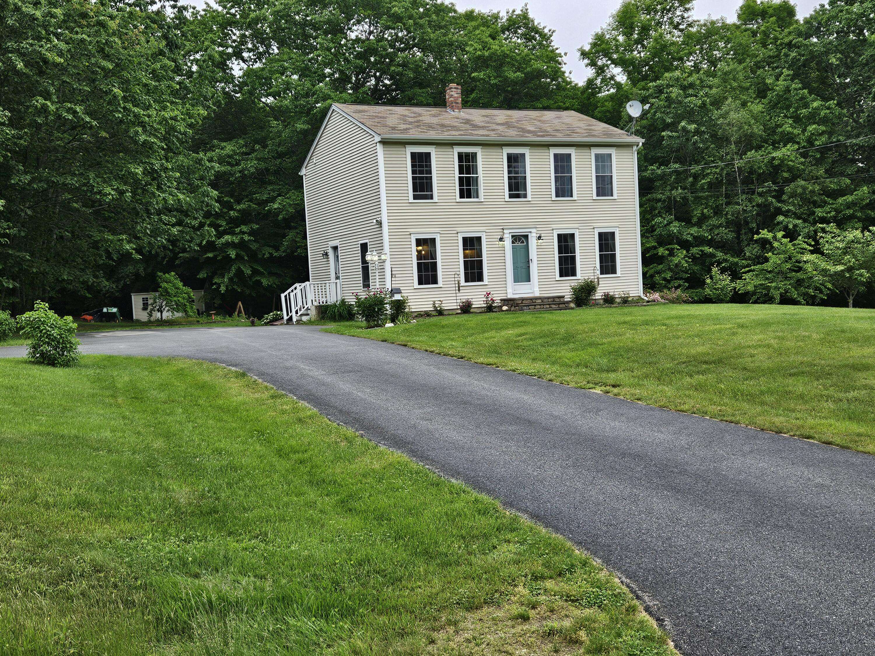 New Gloucester, ME 04260,58 Briarwood DR