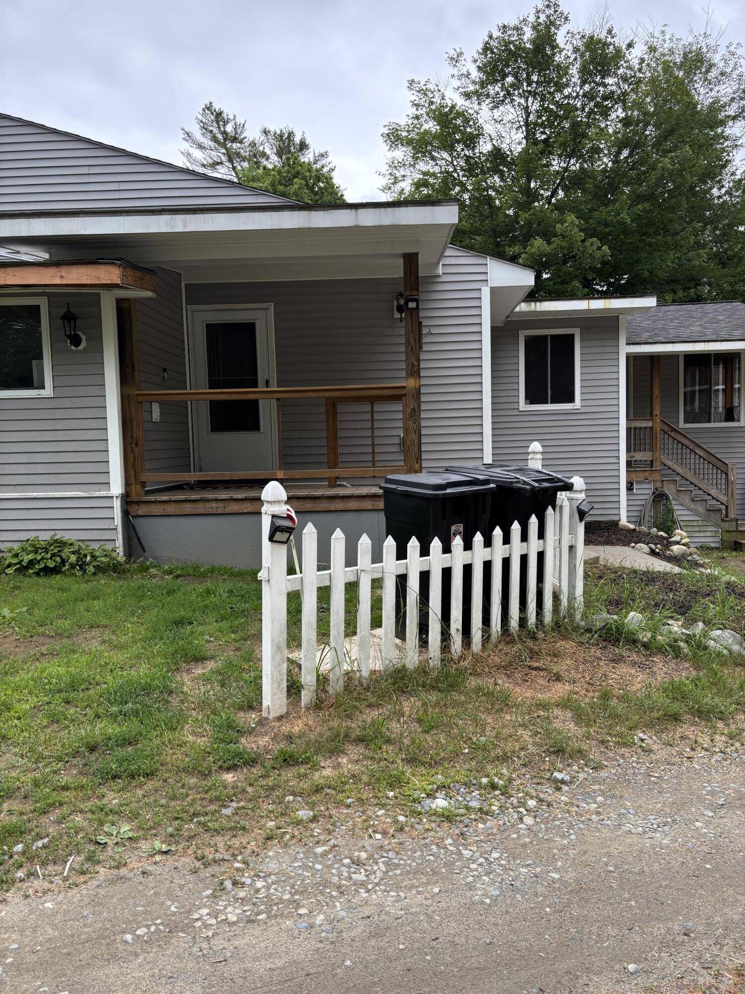 Madison, ME 04950,62 Salmon RD