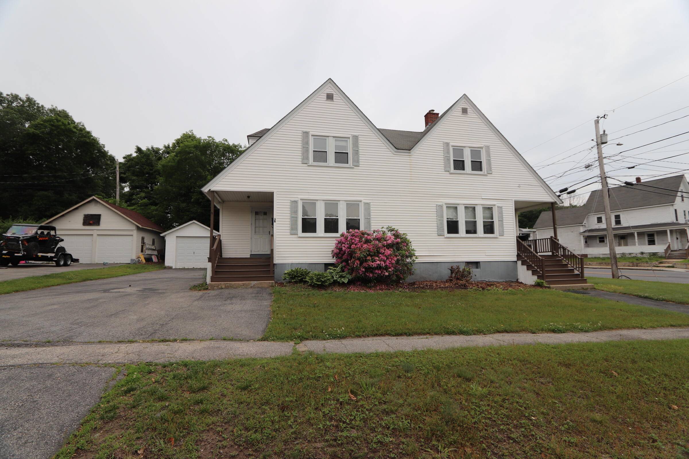 Sanford, ME 04073,3 Oxford ST